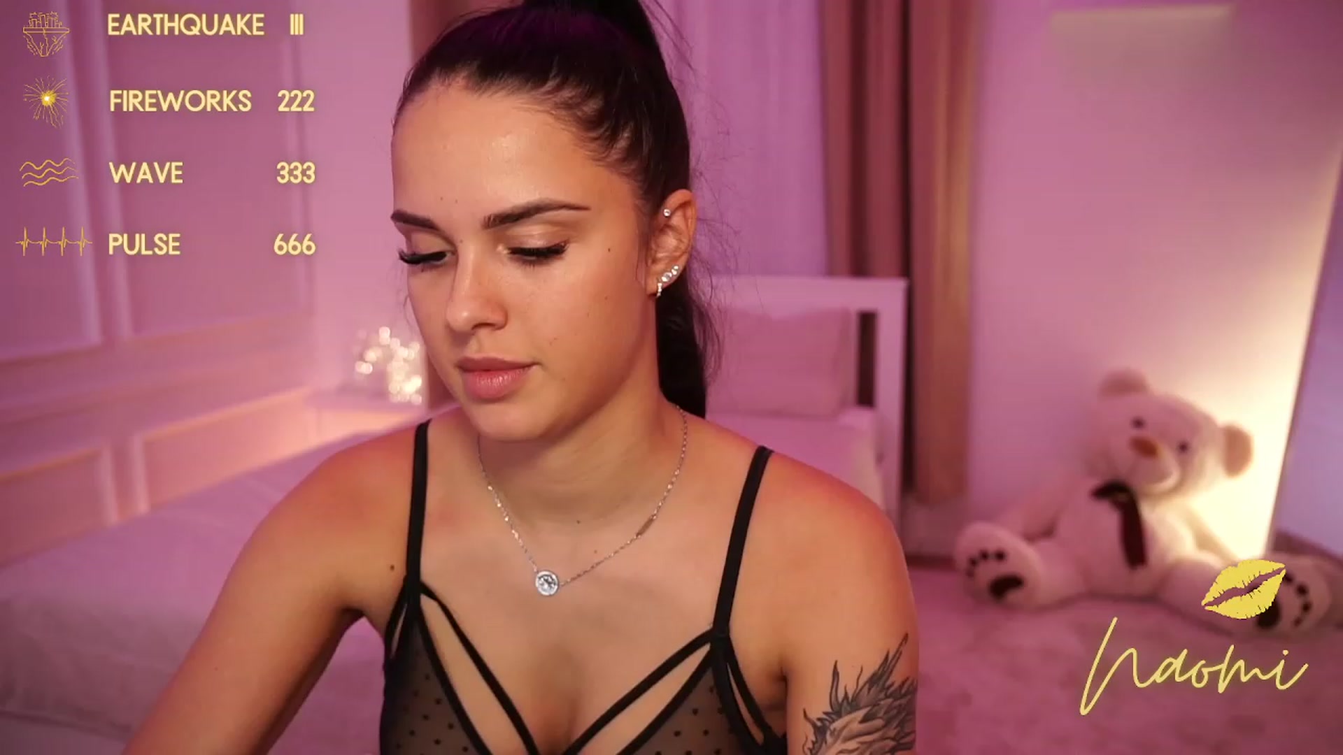 Gallery image thumbnail from cinnabellee's myfreecams stream on, 10/05/2023, 21:42 image 8 of 20