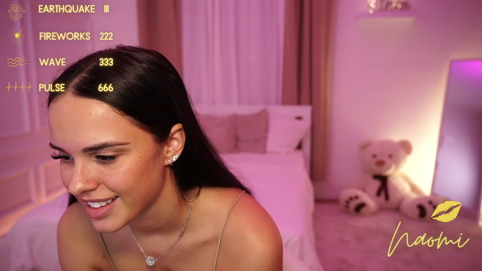 Gallery image thumbnail from cinnabellee's myfreecams stream on, 10/08/2023, 17:45 image 7 of 20