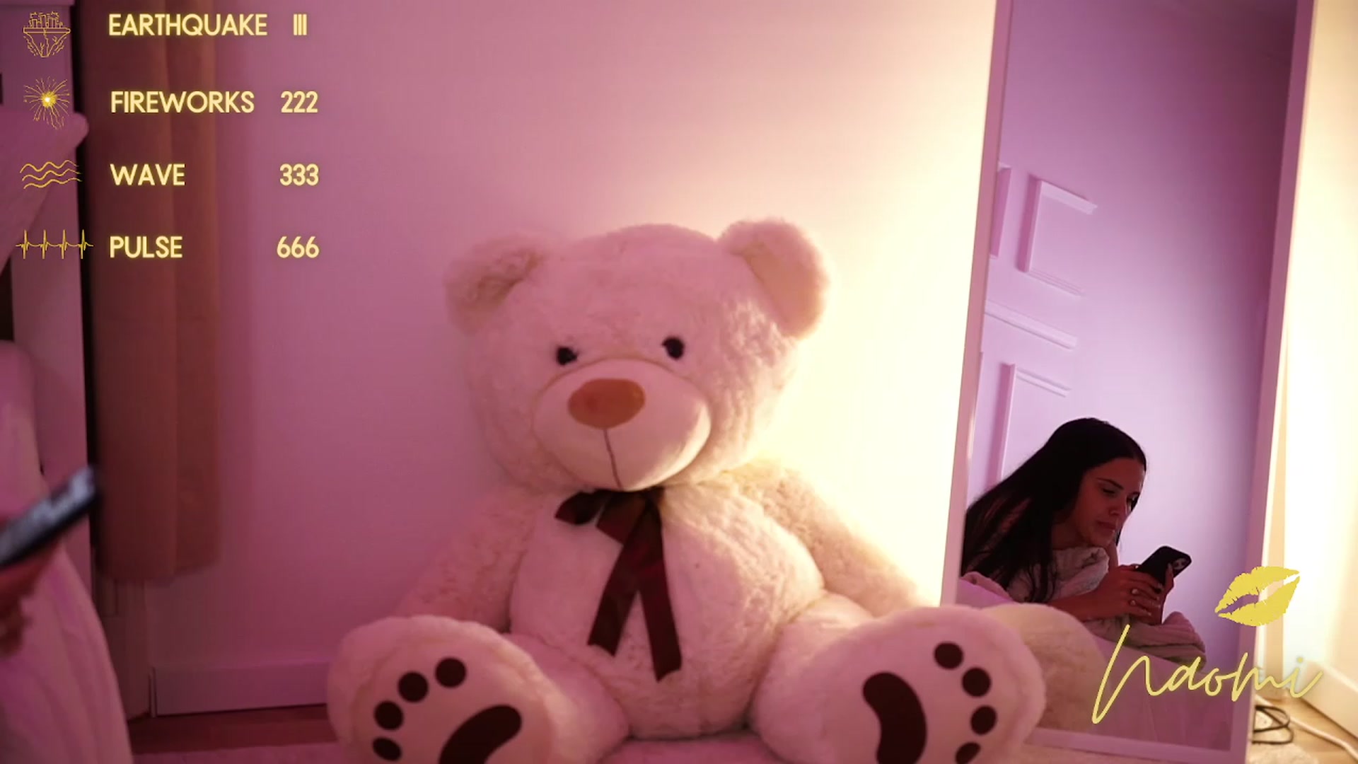 Gallery image thumbnail from cinnabellee's myfreecams stream on, 10/08/2023, 21:34 image 14 of 20