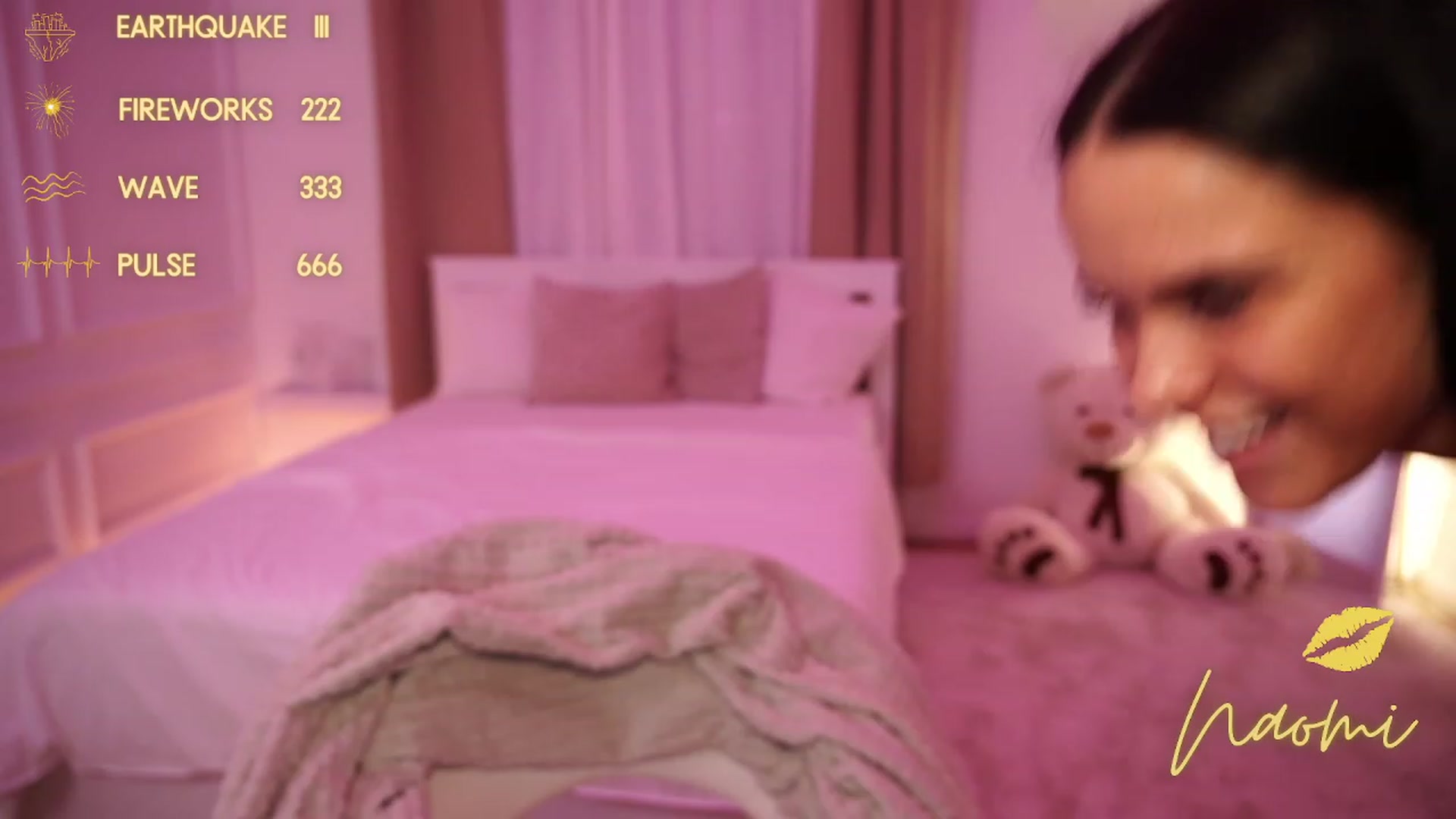 Gallery image thumbnail from cinnabellee's myfreecams stream on, 10/08/2023, 21:34 image 19 of 20