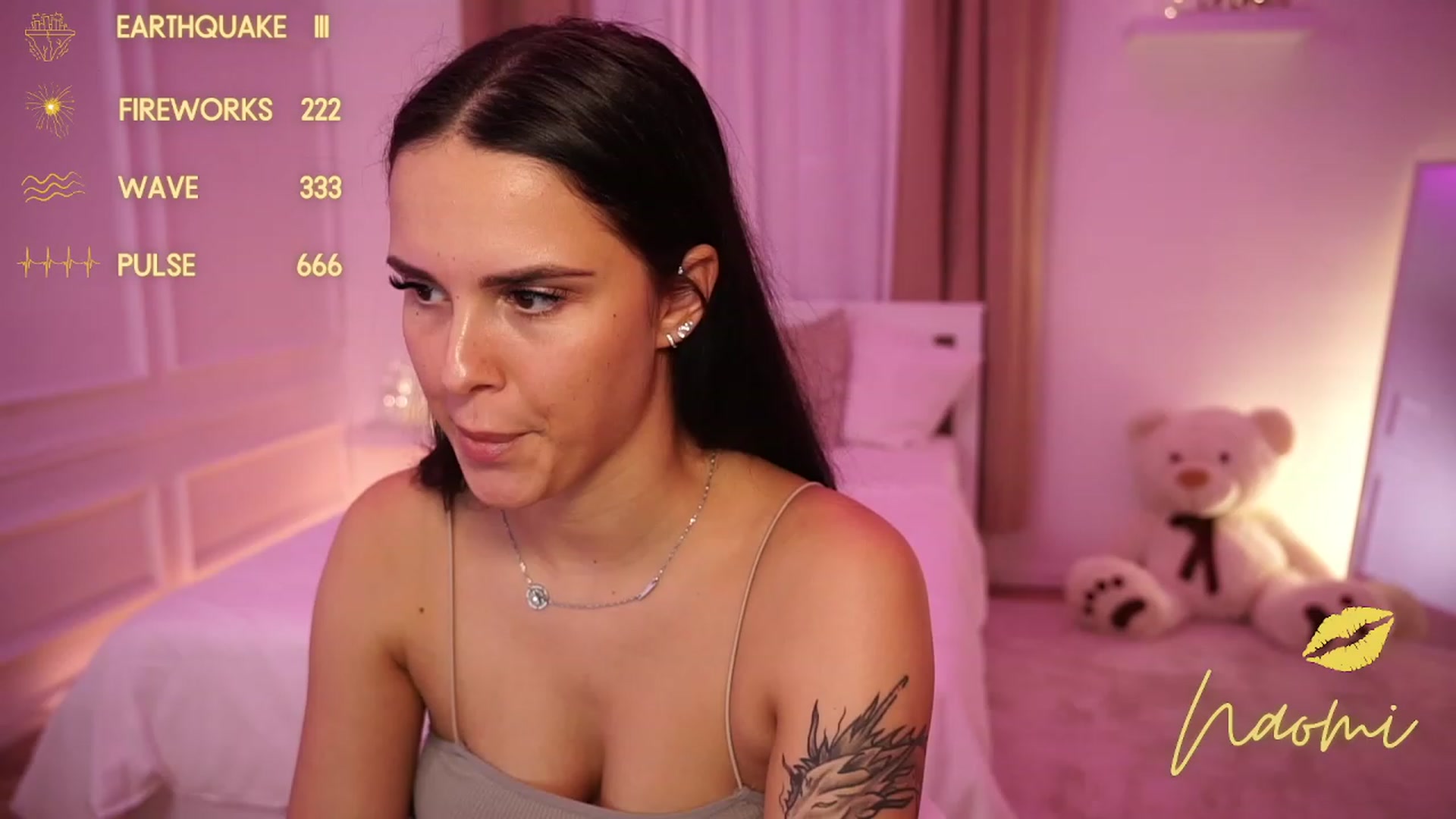Gallery image thumbnail from cinnabellee's myfreecams stream on, 10/08/2023, 21:34 image 5 of 20