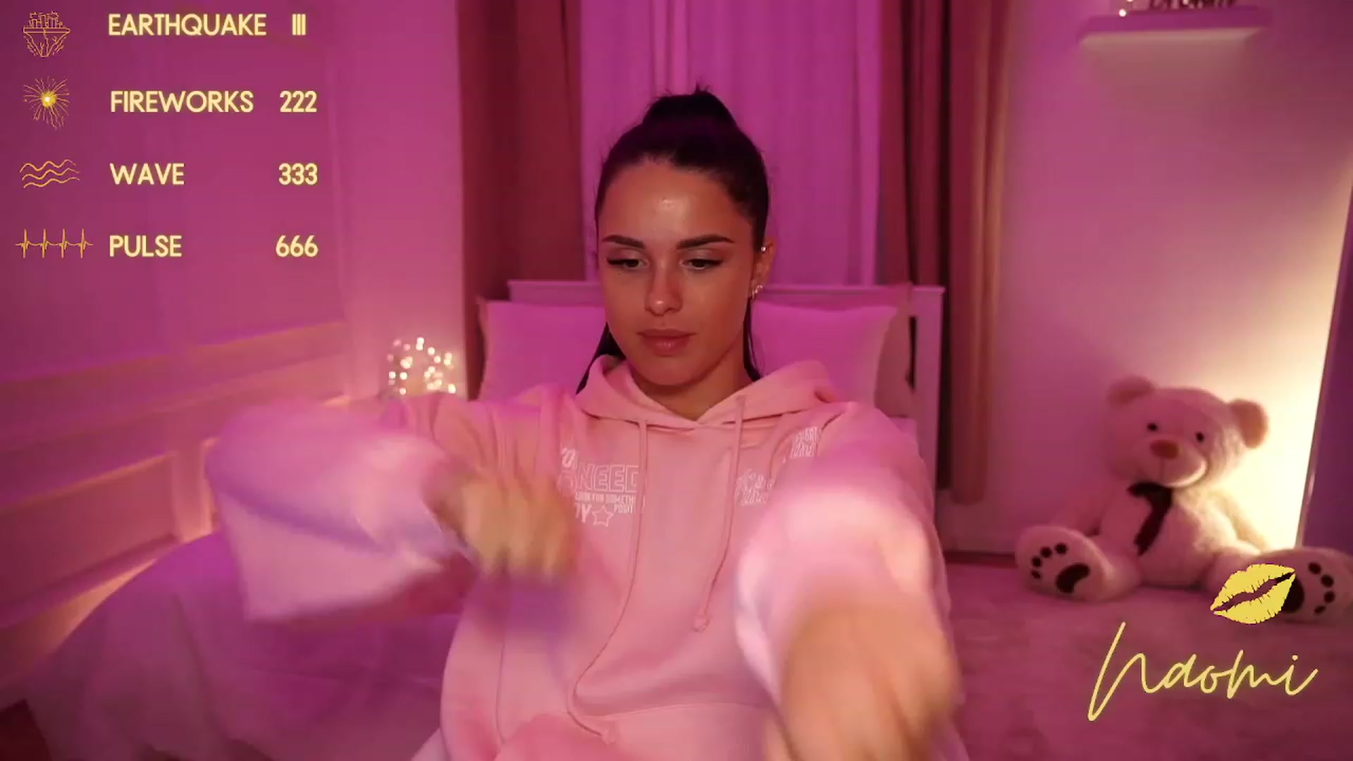 Gallery image thumbnail from cinnabellee's myfreecams stream on, 10/10/2023, 09:01 image 6 of 20