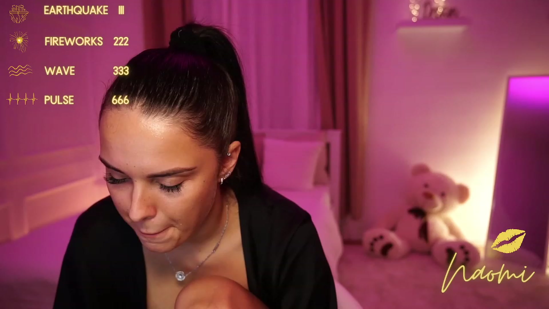 Gallery image thumbnail from cinnabellee's myfreecams stream on, 10/16/2023, 17:45 image 10 of 20