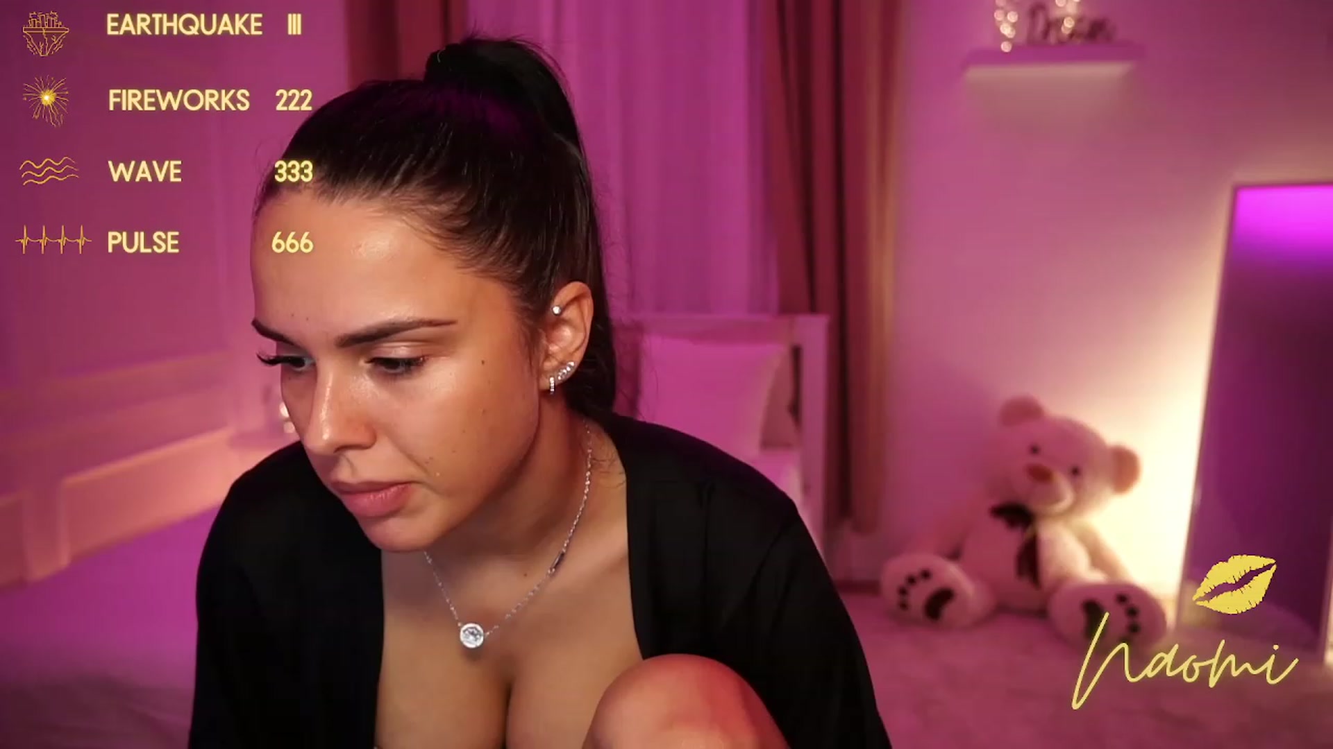 Gallery image thumbnail from cinnabellee's myfreecams stream on, 10/16/2023, 17:45 image 4 of 20