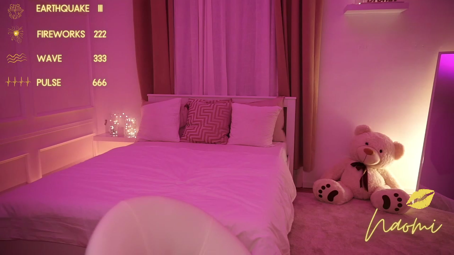 Gallery image thumbnail from cinnabellee's myfreecams stream on, 10/16/2023, 19:45 image 14 of 20