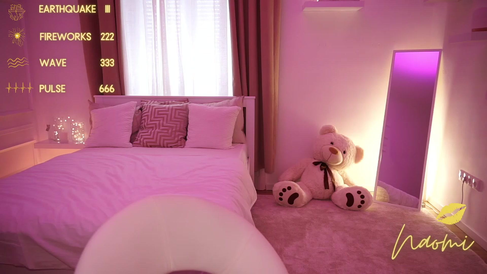 Gallery image thumbnail from cinnabellee's myfreecams stream on, 10/17/2023, 12:51 image 13 of 20