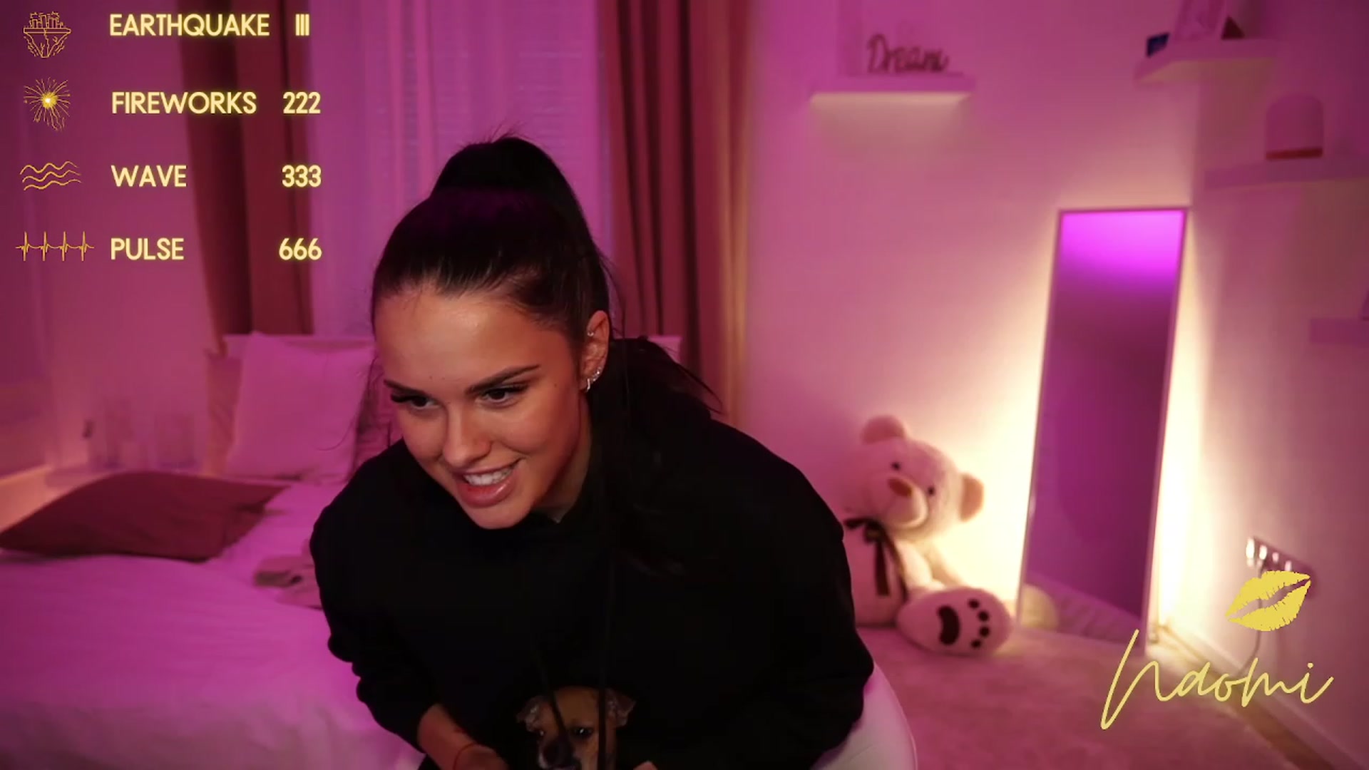 Gallery image thumbnail from cinnabellee's myfreecams stream on, 10/17/2023, 15:32 image 19 of 20