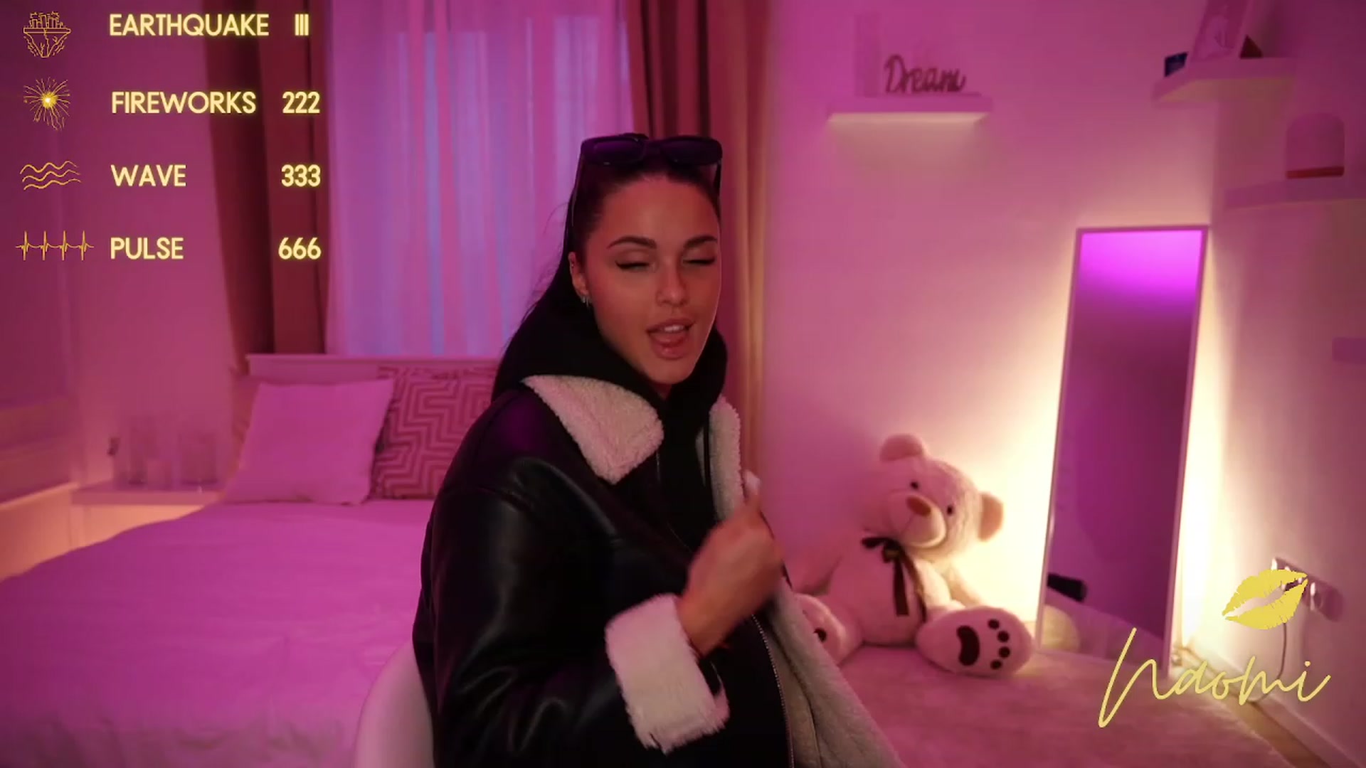 Gallery image thumbnail from cinnabellee's myfreecams stream on, 10/17/2023, 16:16 image 16 of 20