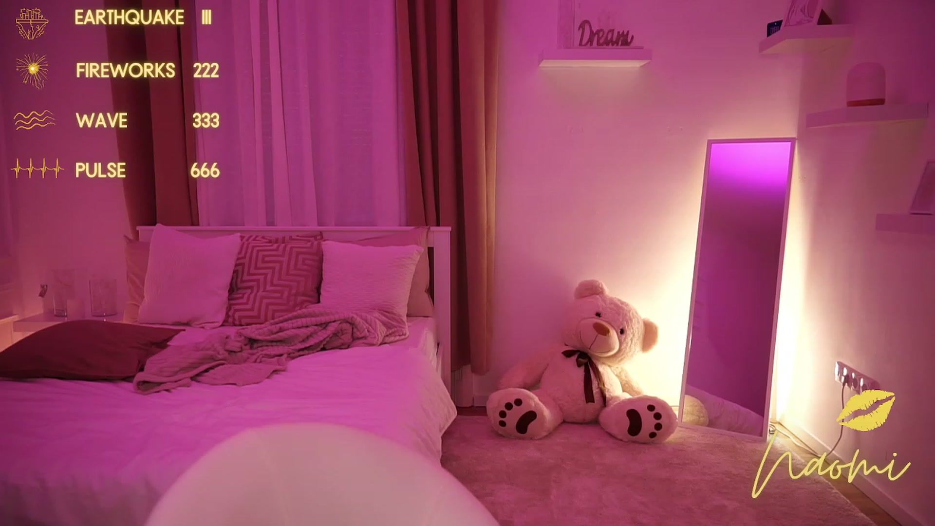 Gallery image thumbnail from cinnabellee's myfreecams stream on, 10/17/2023, 16:16 image 4 of 20