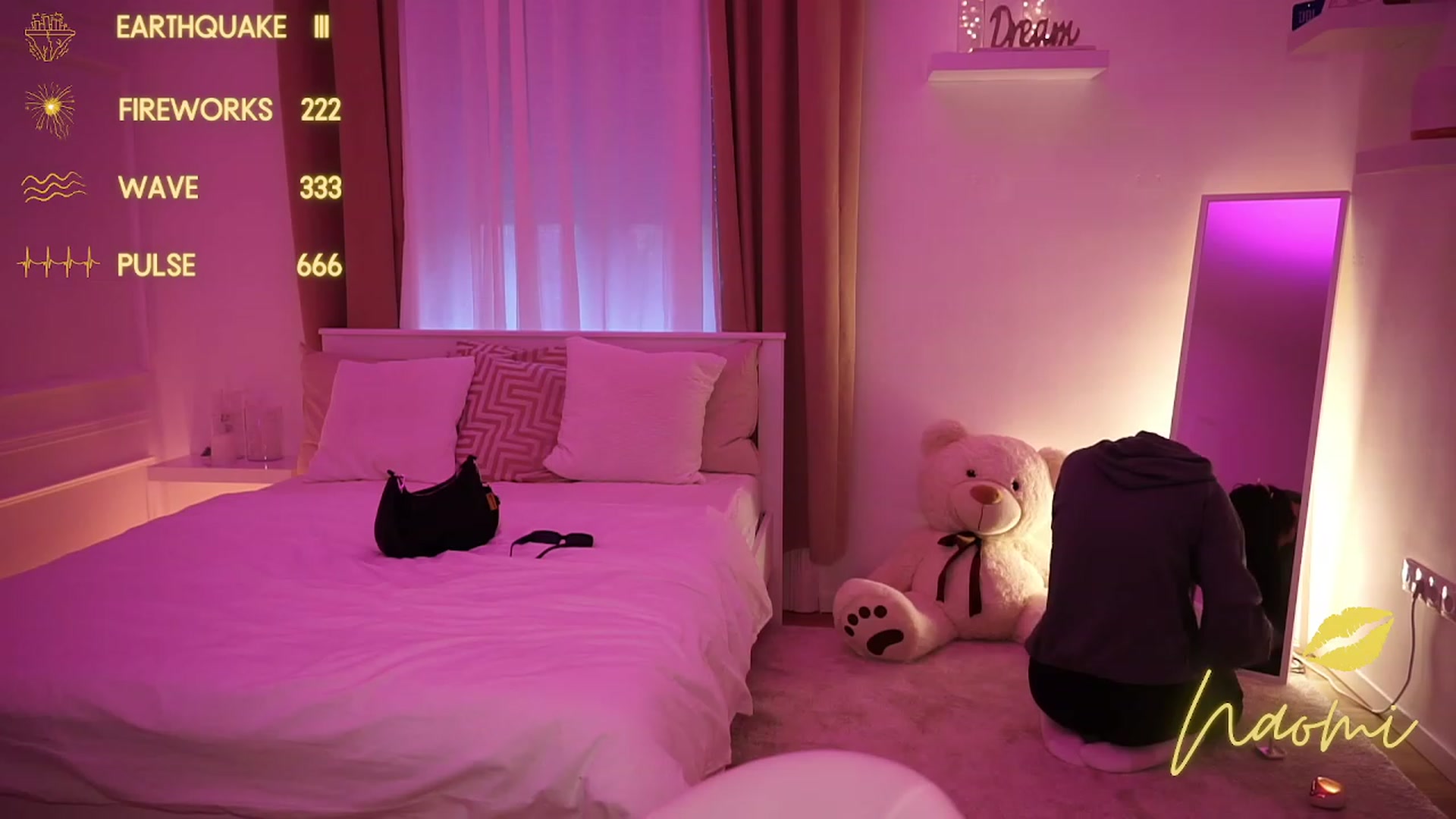 Gallery image thumbnail from cinnabellee's myfreecams stream on, 10/18/2023, 16:03 image 2 of 20
