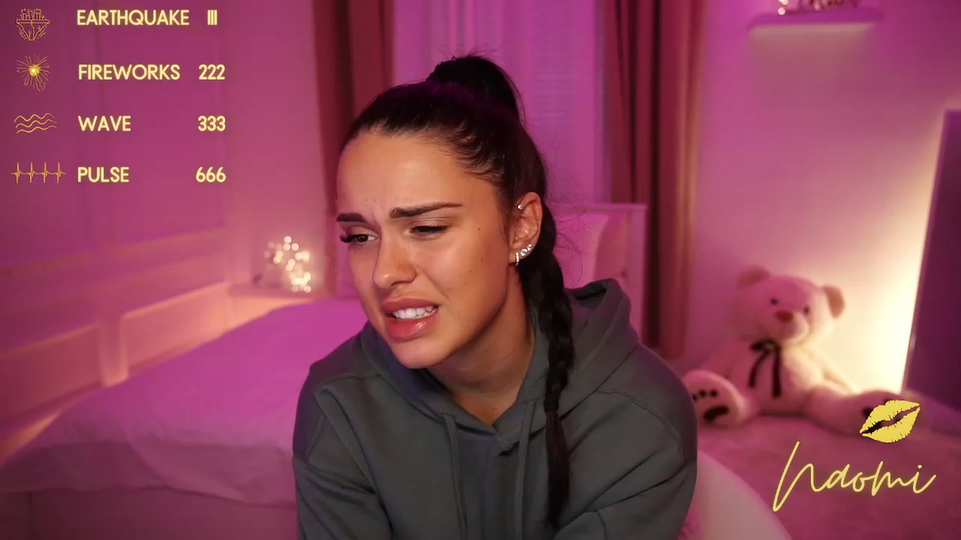 Gallery image thumbnail from cinnabellee's myfreecams stream on, 10/19/2023, 08:02 image 20 of 20