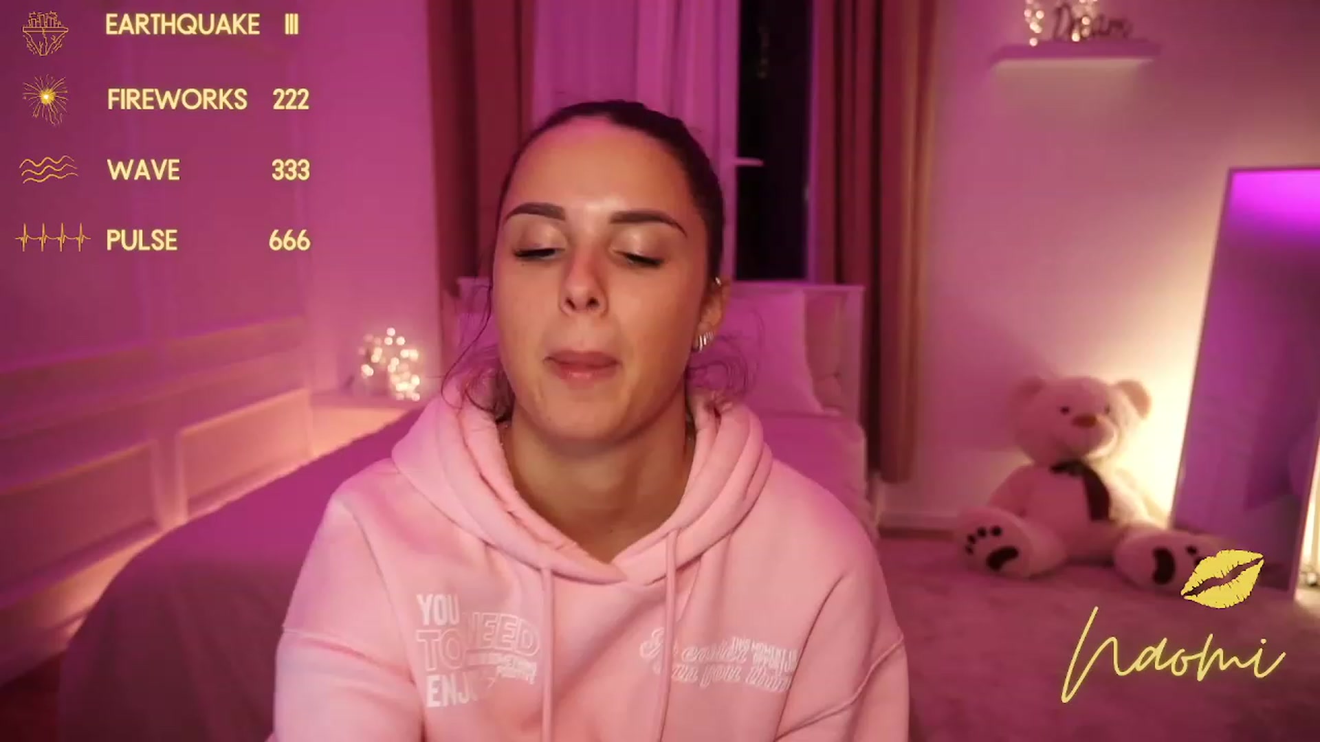 Gallery image thumbnail from cinnabellee's myfreecams stream on, 10/23/2023, 23:14 image 8 of 20