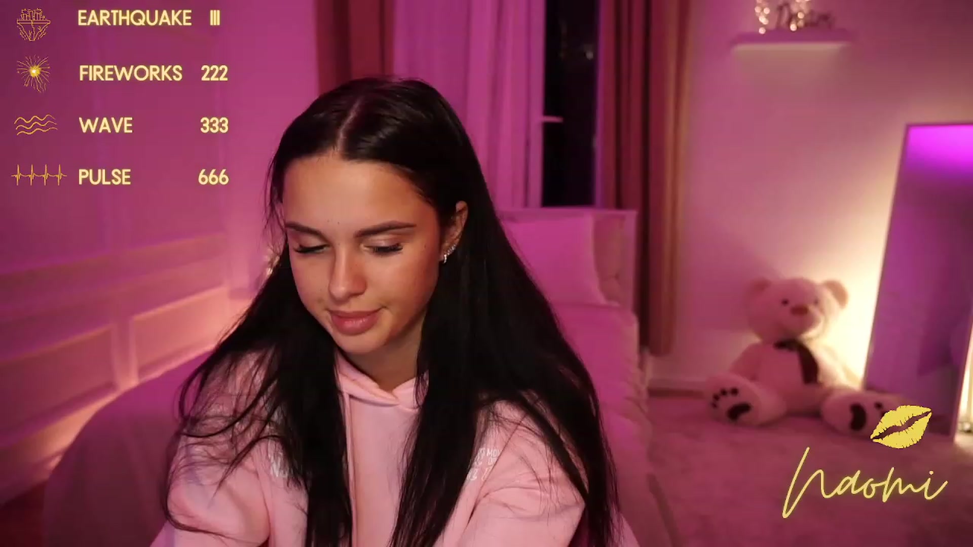 Gallery image thumbnail from cinnabellee's myfreecams stream on, 10/23/2023, 23:14 image 10 of 20