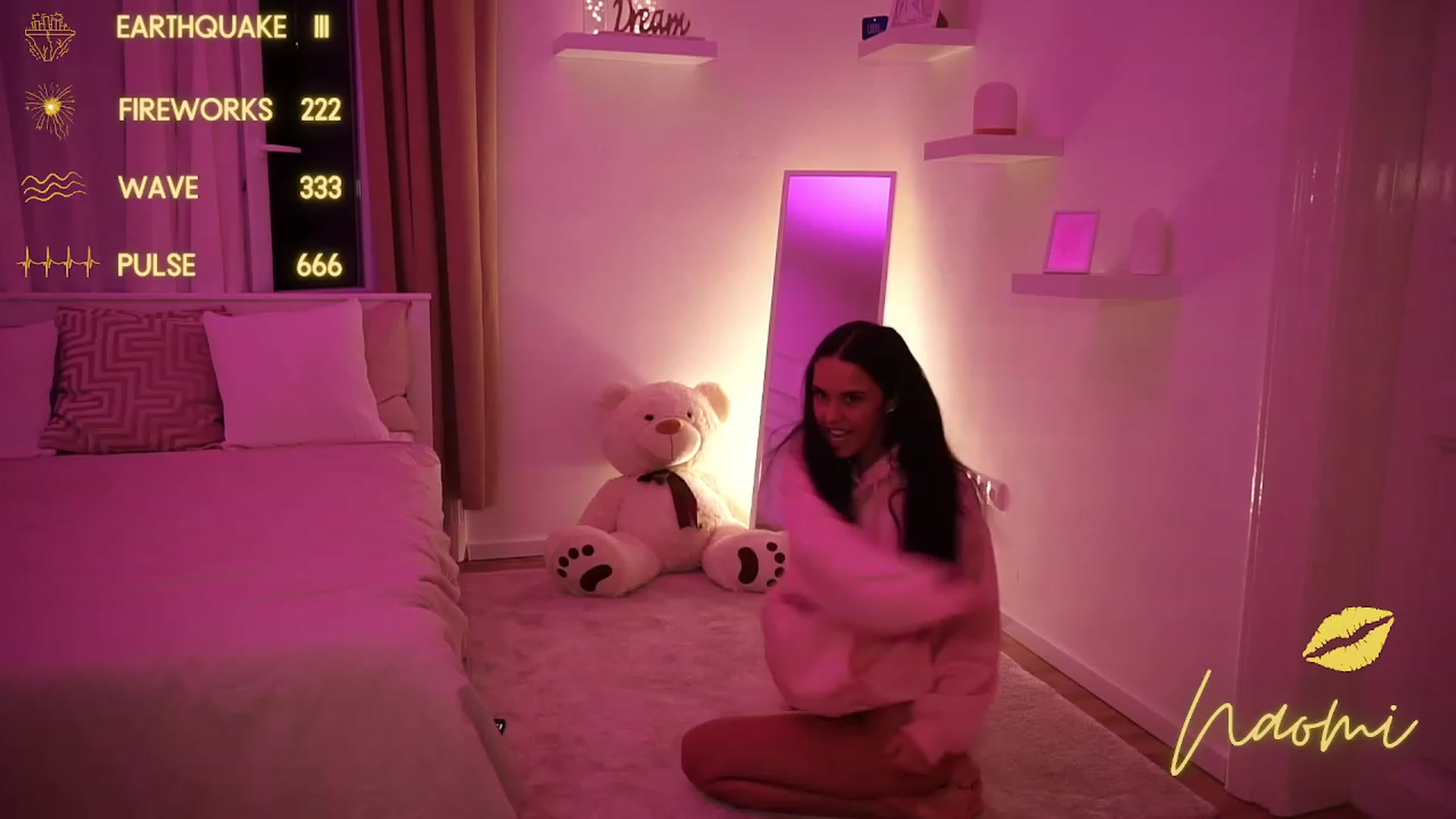 Gallery image thumbnail from cinnabellee's myfreecams stream on, 10/23/2023, 23:14 image 14 of 20