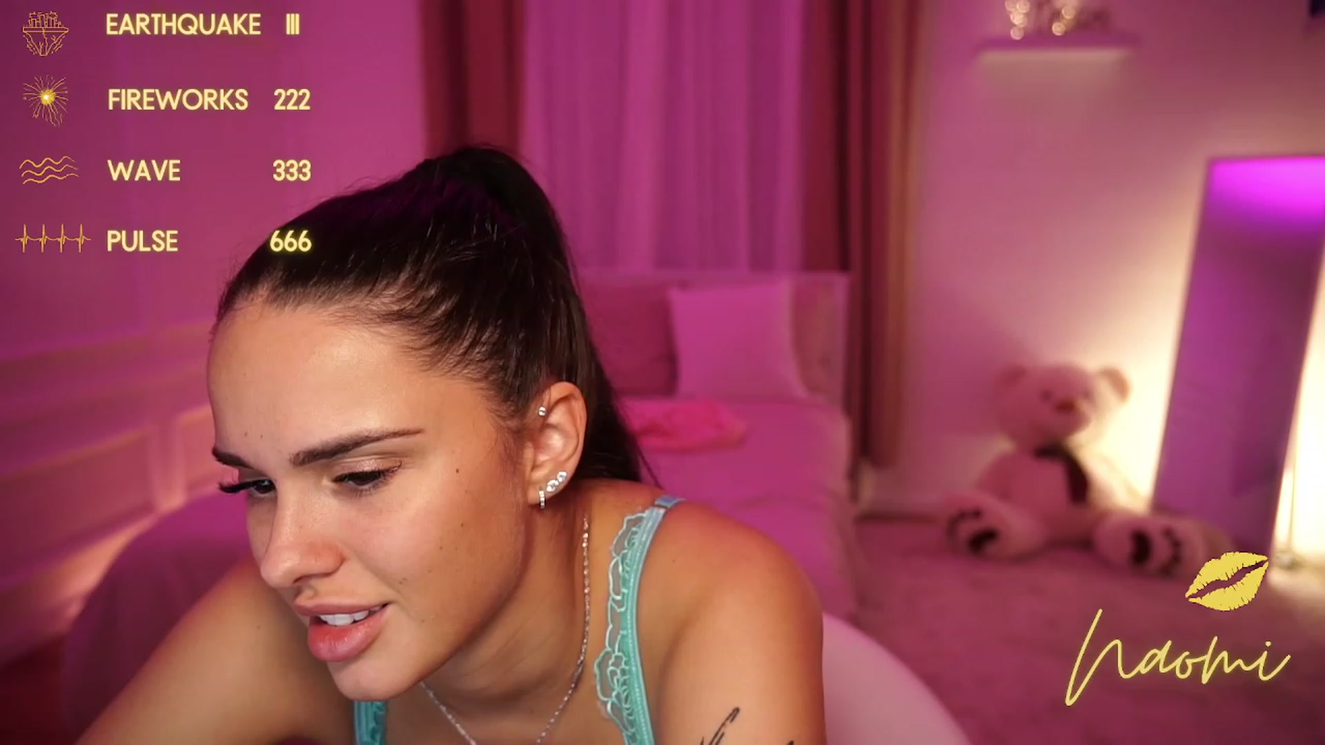 Gallery image thumbnail from cinnabellee's myfreecams stream on, 10/24/2023, 01:13 image 2 of 20