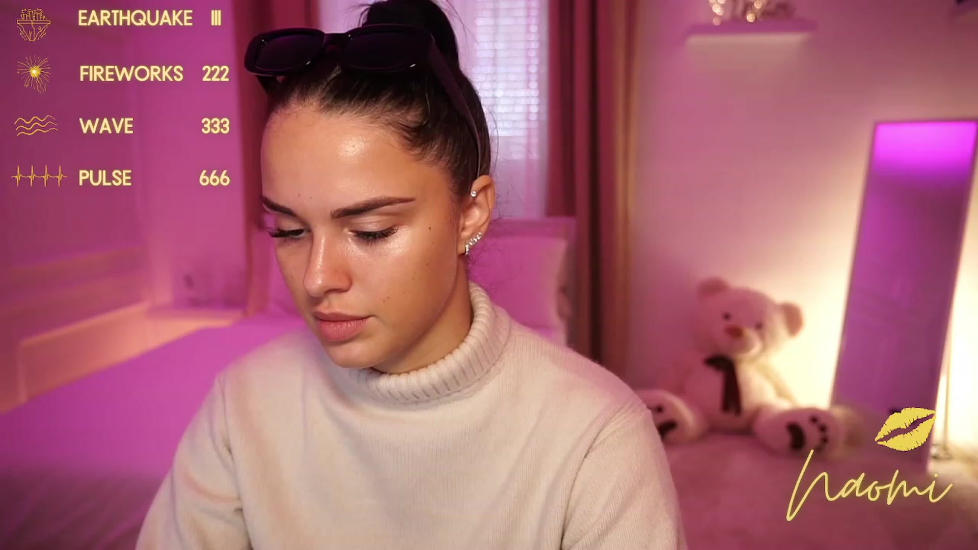 Gallery image thumbnail from cinnabellee's myfreecams stream on, 10/25/2023, 12:41 image 4 of 20