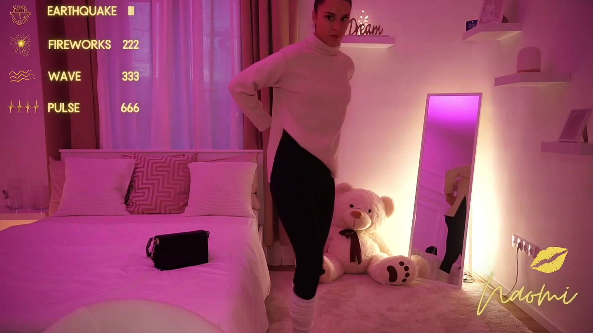 Gallery image thumbnail from cinnabellee's myfreecams stream on, 10/25/2023, 16:04 image 18 of 20