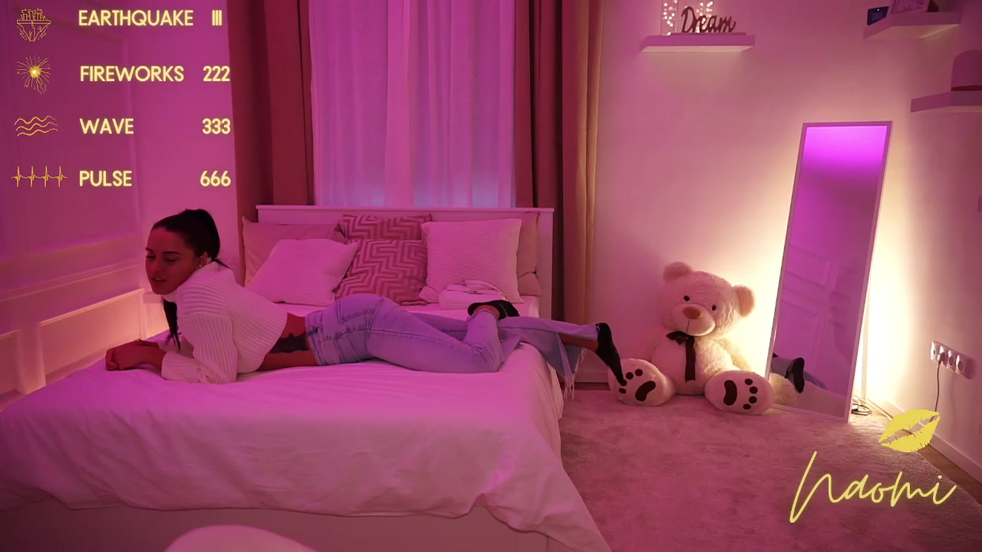 Gallery image thumbnail from cinnabellee's myfreecams stream on, 10/26/2023, 06:49 image 3 of 20