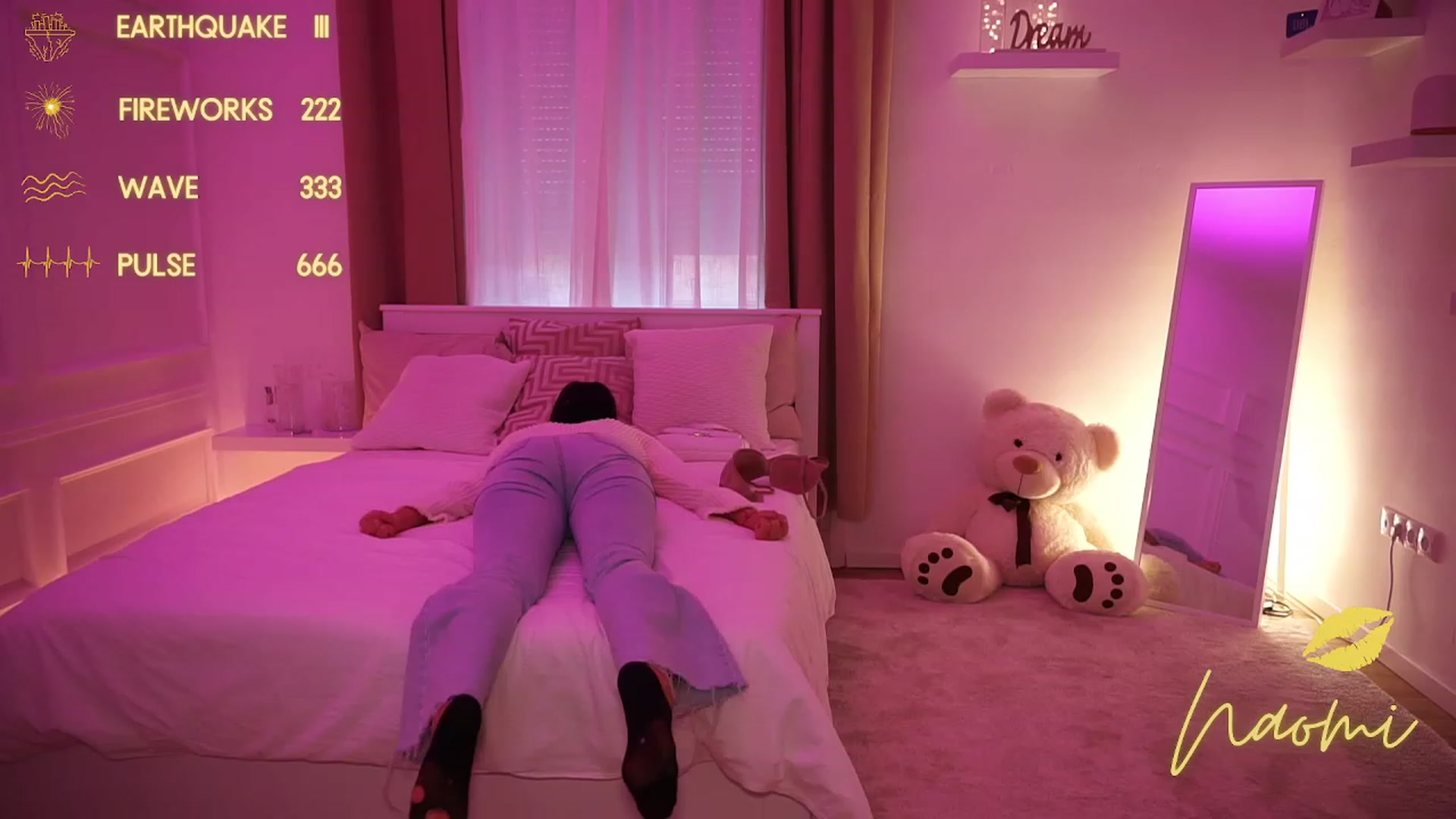 Gallery image thumbnail from cinnabellee's myfreecams stream on, 10/26/2023, 06:49 image 8 of 20