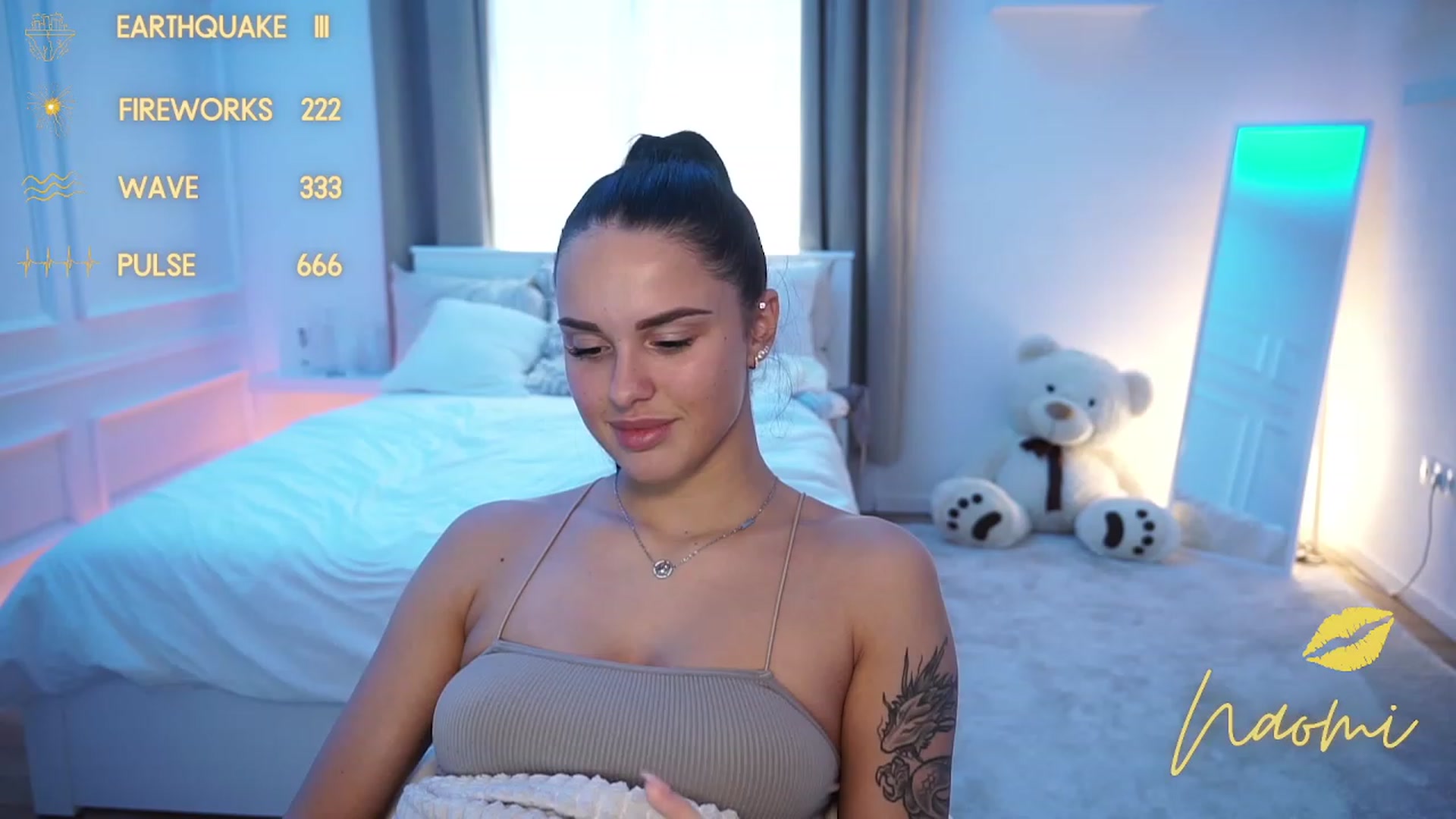 Gallery image thumbnail from cinnabellee's myfreecams stream on, 10/26/2023, 09:48 image 9 of 20