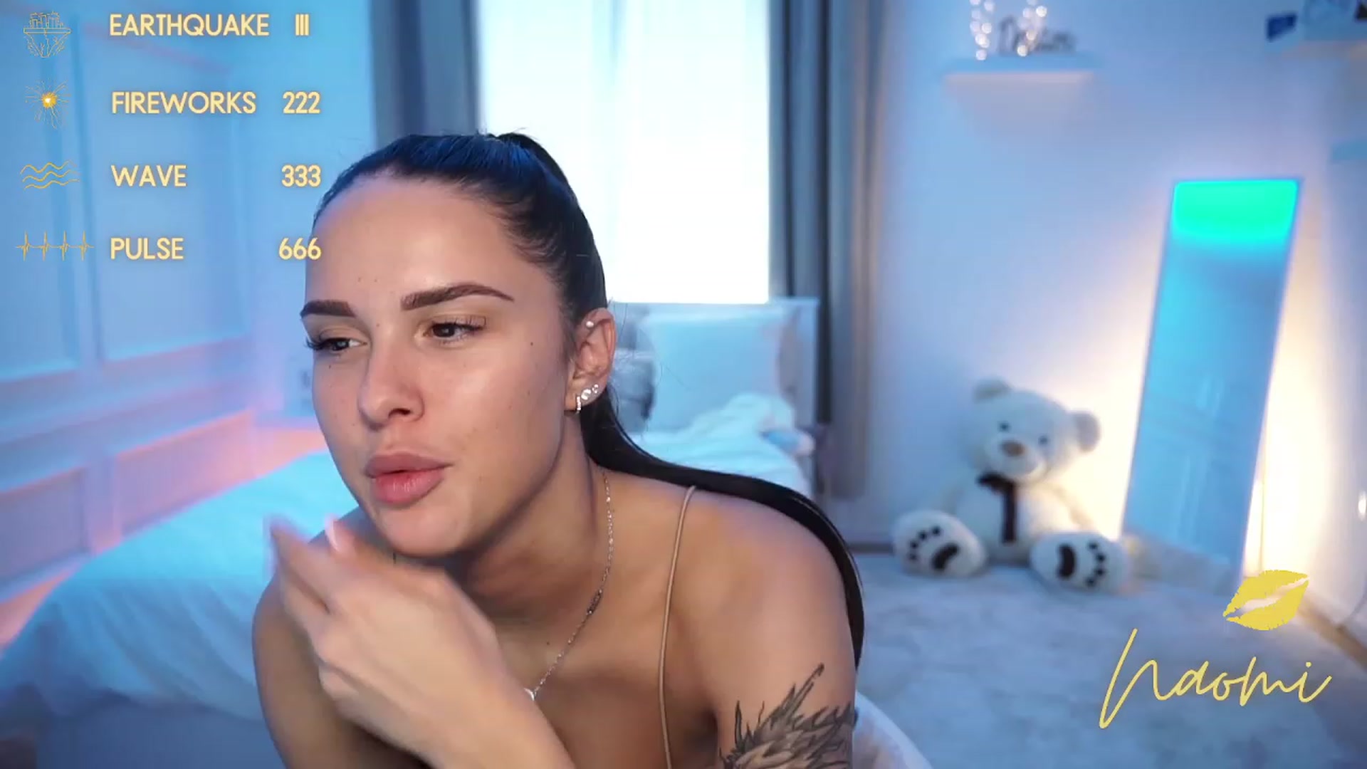 Gallery image thumbnail from cinnabellee's myfreecams stream on, 10/26/2023, 10:06 image 2 of 20