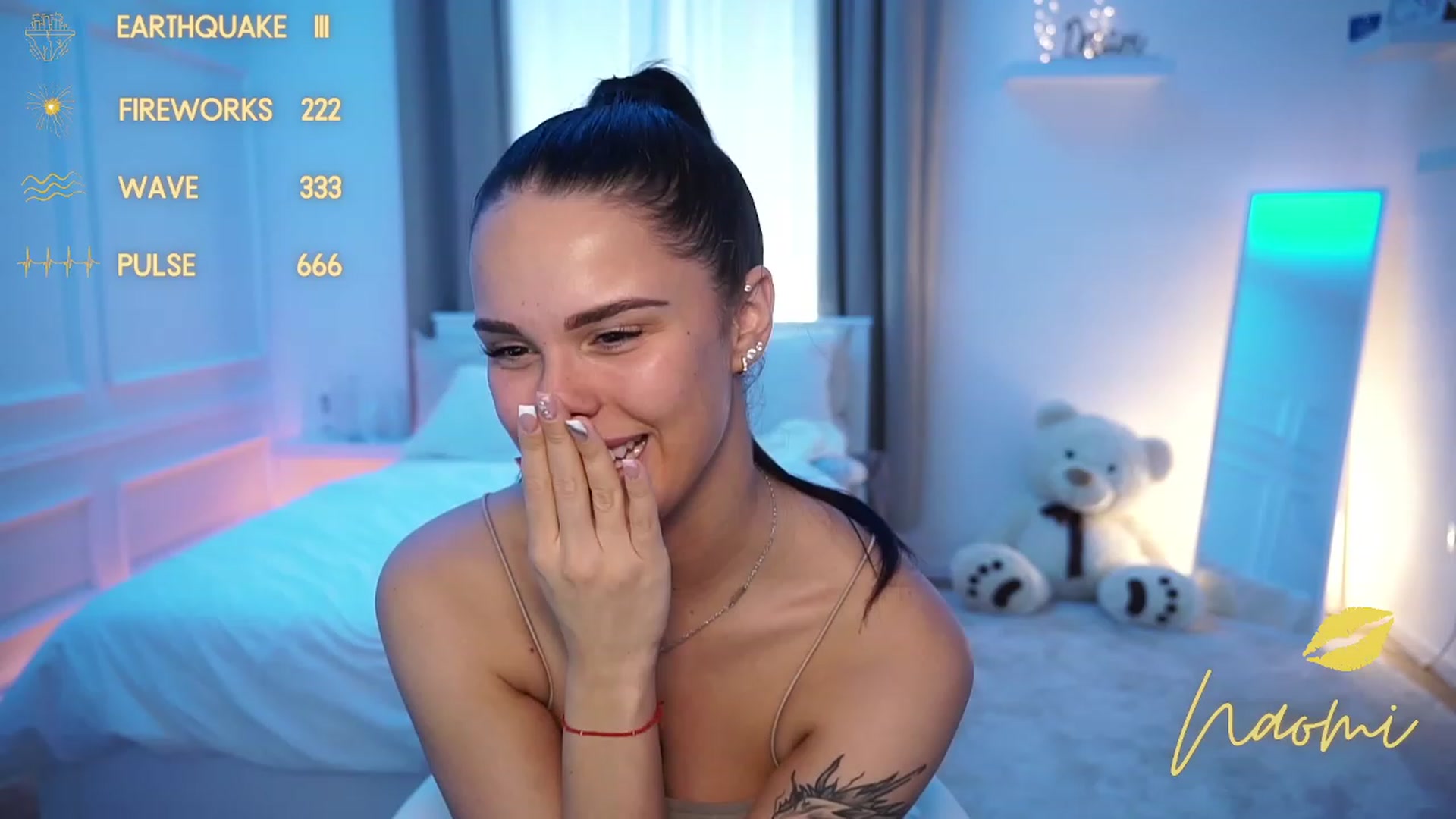 Gallery image thumbnail from cinnabellee's myfreecams stream on, 10/26/2023, 10:06 image 17 of 20