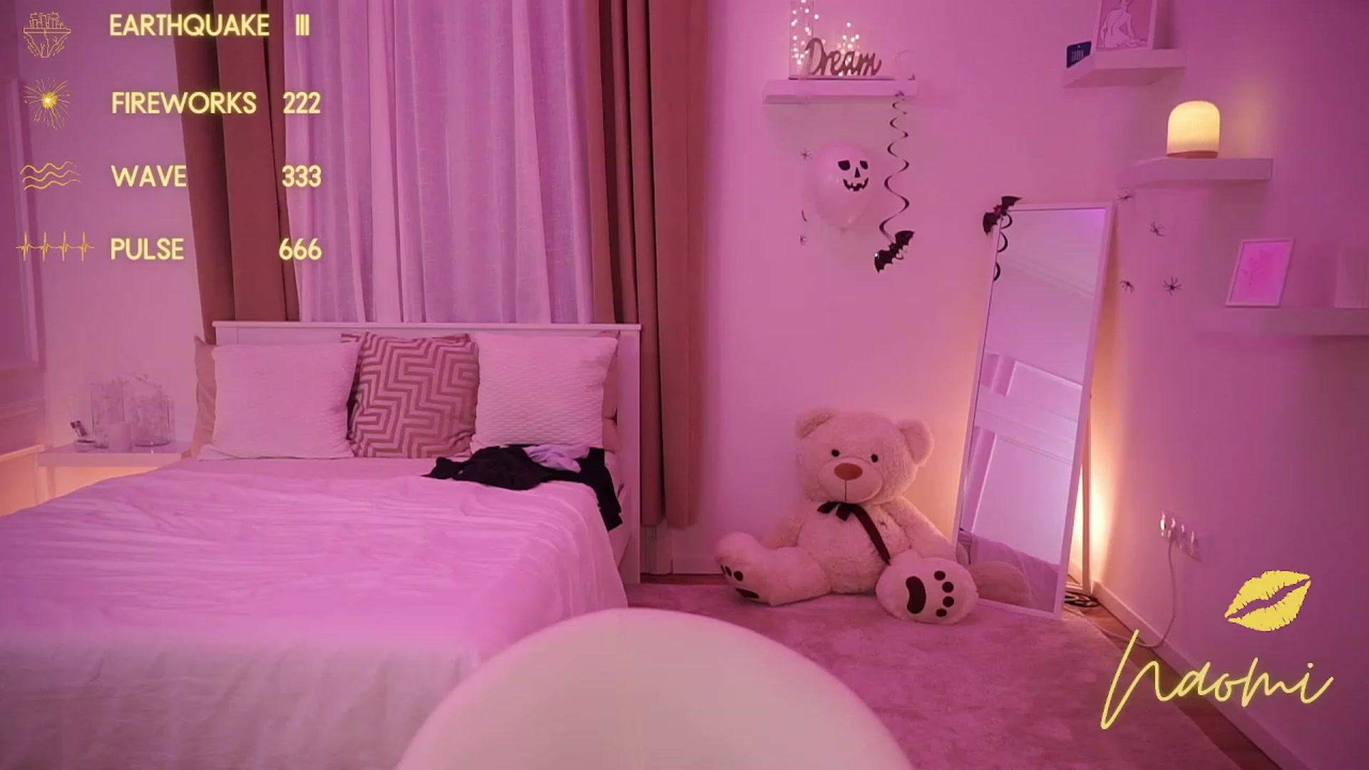 Gallery image thumbnail from cinnabellee's myfreecams stream on, 10/30/2023, 23:24 image 16 of 20