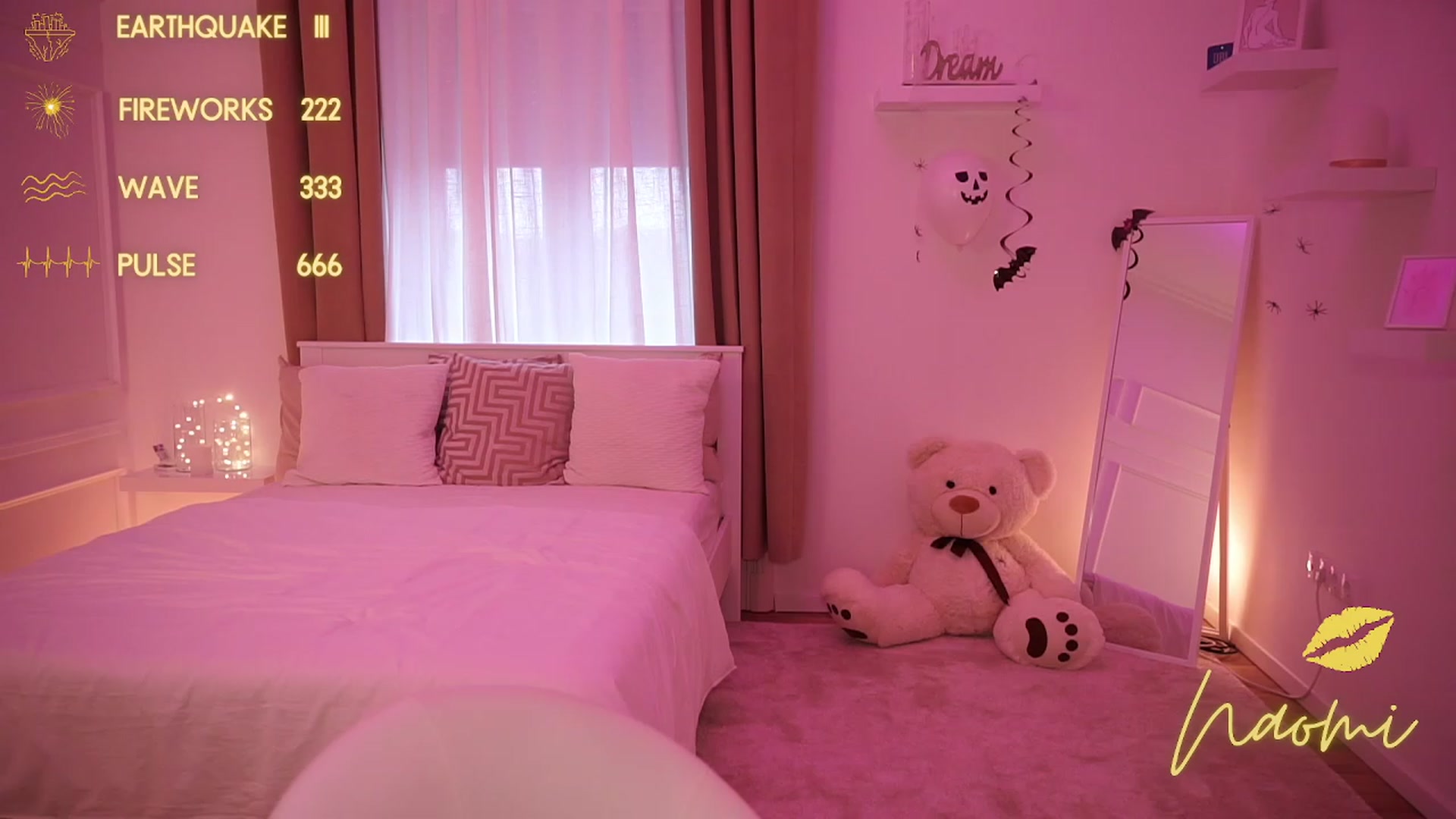Gallery image thumbnail from cinnabellee's myfreecams stream on, 10/31/2023, 13:35 image 10 of 20