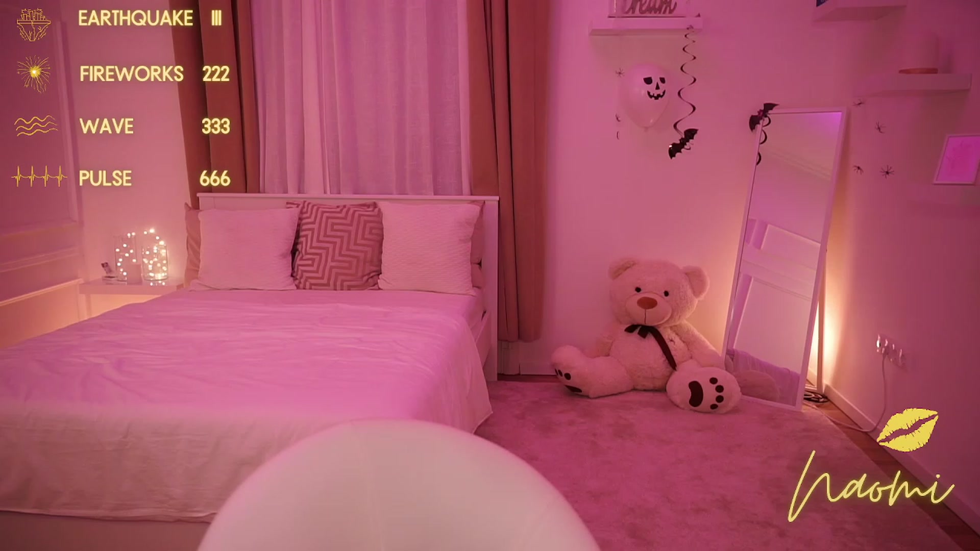 Gallery image thumbnail from cinnabellee's myfreecams stream on, 10/31/2023, 16:56 image 15 of 20