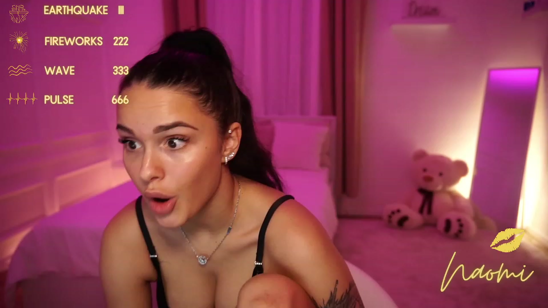 Gallery image thumbnail from cinnabellee's myfreecams stream on, 11/07/2023, 21:43 image 6 of 20