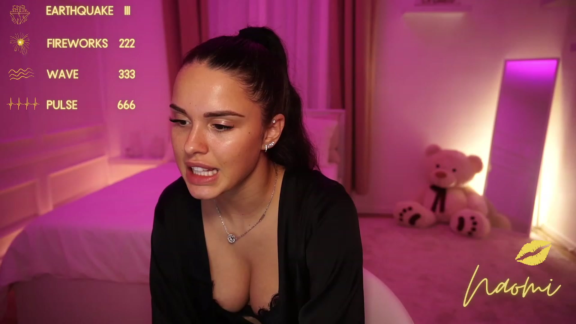 Gallery image thumbnail from cinnabellee's myfreecams stream on, 11/07/2023, 21:43 image 17 of 20