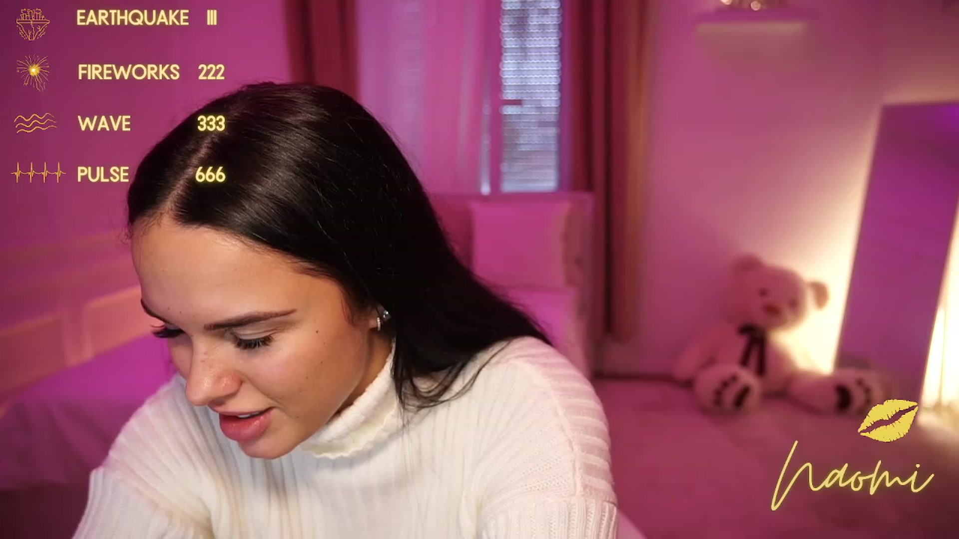 Gallery image thumbnail from cinnabellee's myfreecams stream on, 11/10/2023, 15:15 image 6 of 20