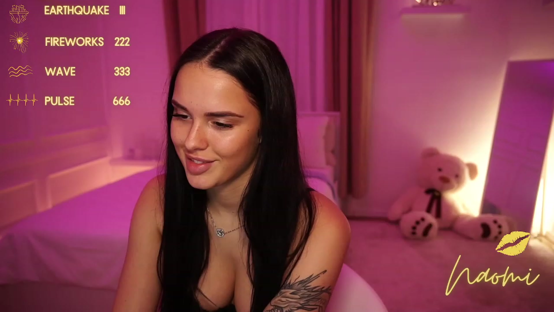 Gallery image thumbnail from cinnabellee's myfreecams stream on, 11/10/2023, 16:14 image 2 of 20
