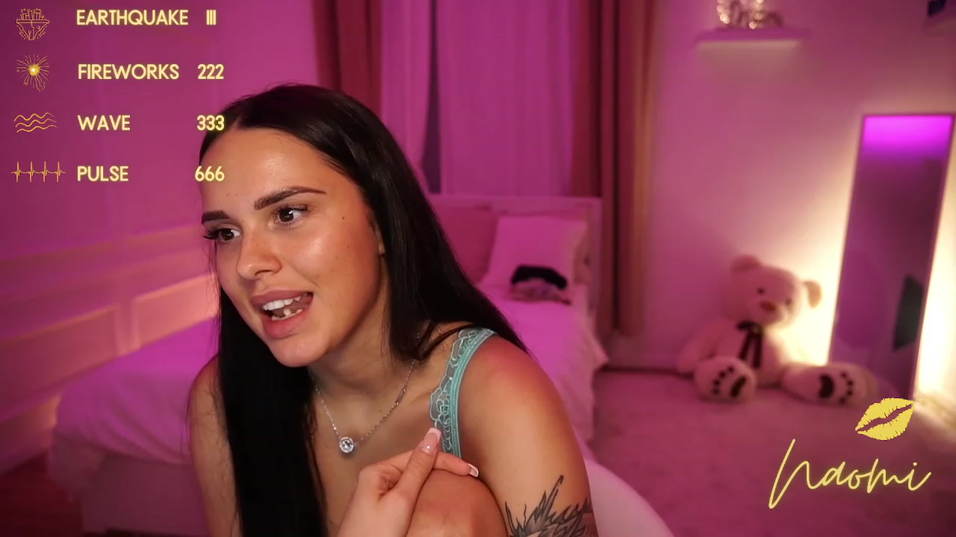 Gallery image thumbnail from cinnabellee's myfreecams stream on, 11/11/2023, 17:06 image 11 of 20