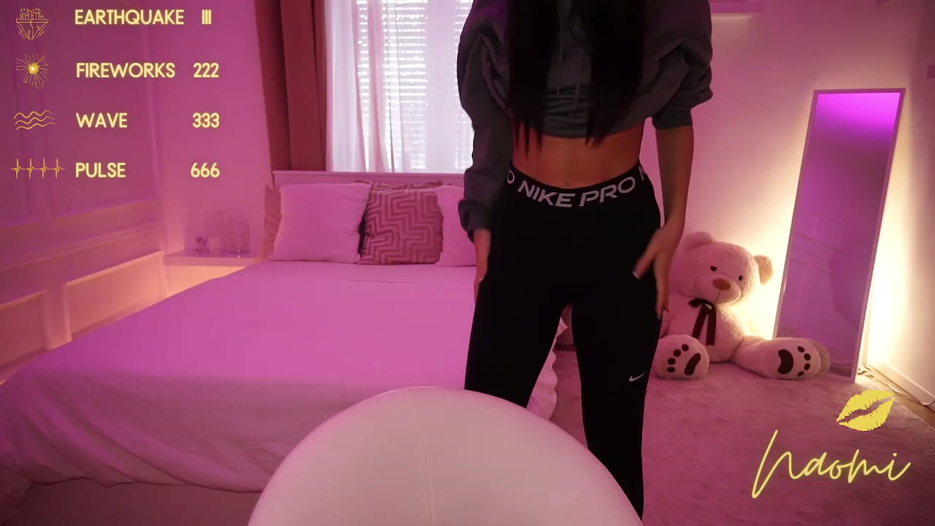 Gallery image thumbnail from cinnabellee's myfreecams stream on, 11/12/2023, 14:11 image 14 of 20