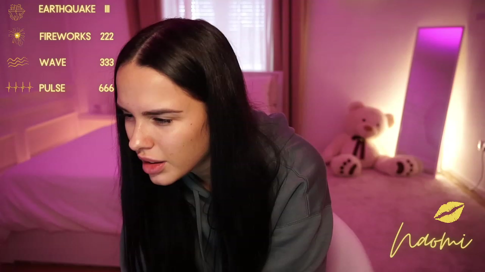 Gallery image thumbnail from cinnabellee's myfreecams stream on, 11/12/2023, 14:11 image 4 of 20