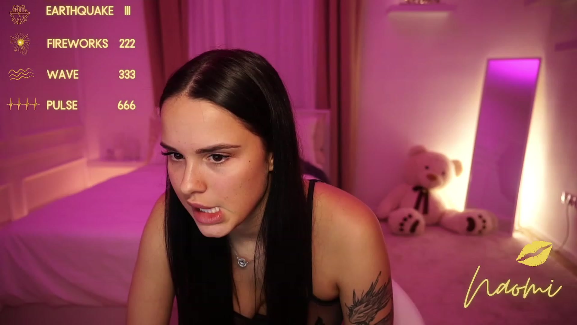 Gallery image thumbnail from cinnabellee's myfreecams stream on, 11/12/2023, 17:05 image 15 of 20