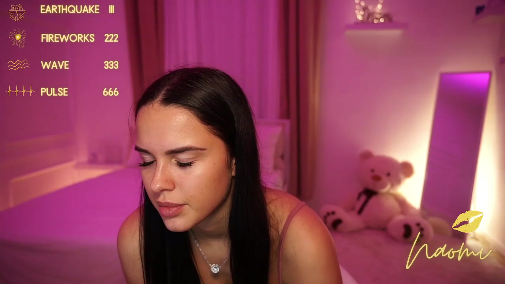 Gallery image thumbnail from cinnabellee's myfreecams stream on, 11/13/2023, 18:59 image 3 of 20