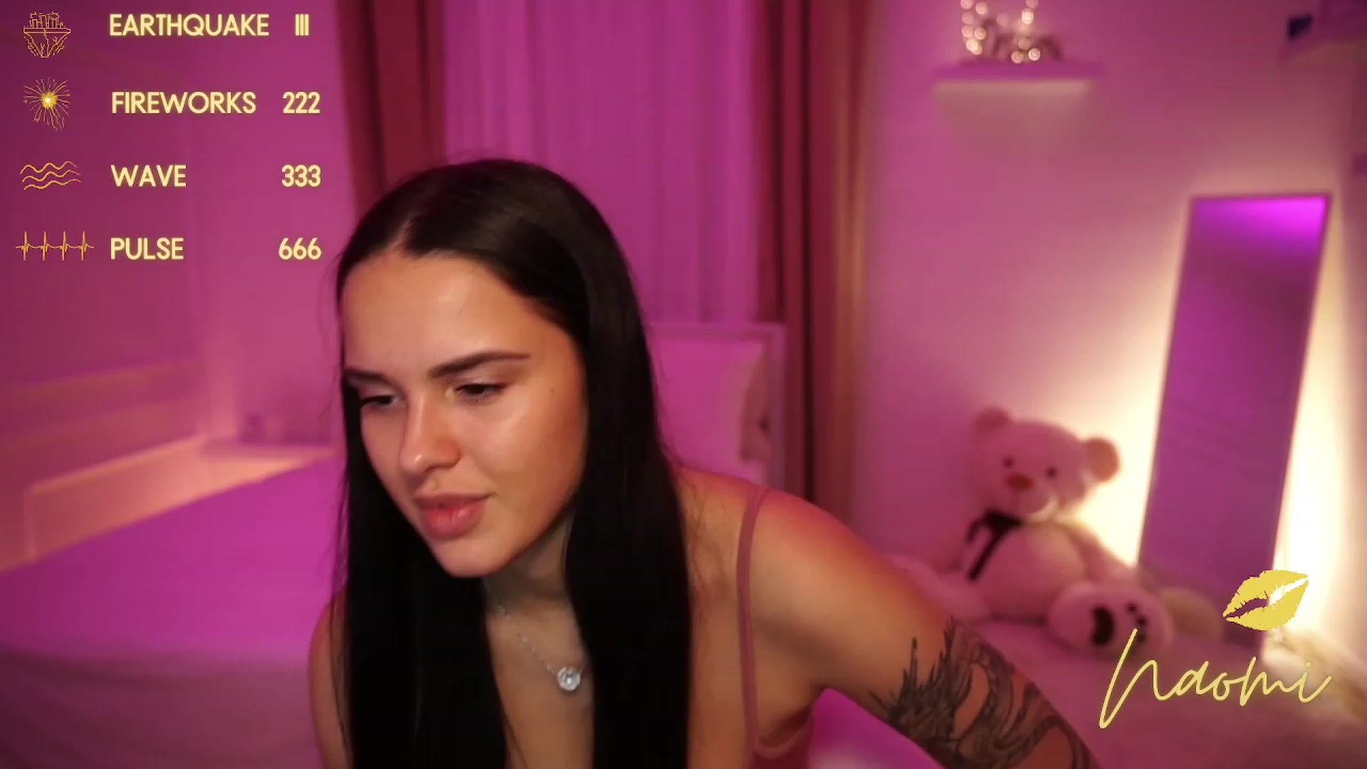Gallery image thumbnail from cinnabellee's myfreecams stream on, 11/13/2023, 18:59 image 4 of 20
