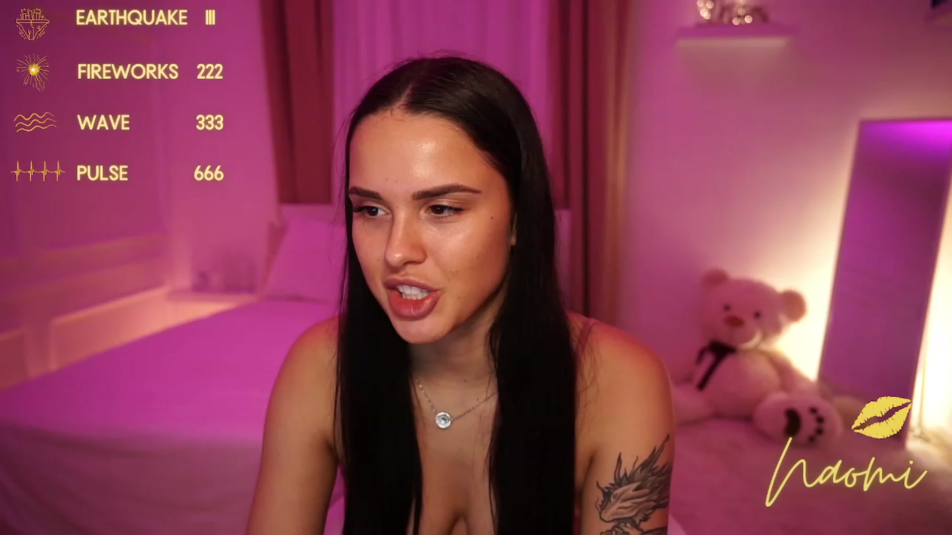 Gallery image thumbnail from cinnabellee's myfreecams stream on, 11/13/2023, 18:59 image 7 of 20