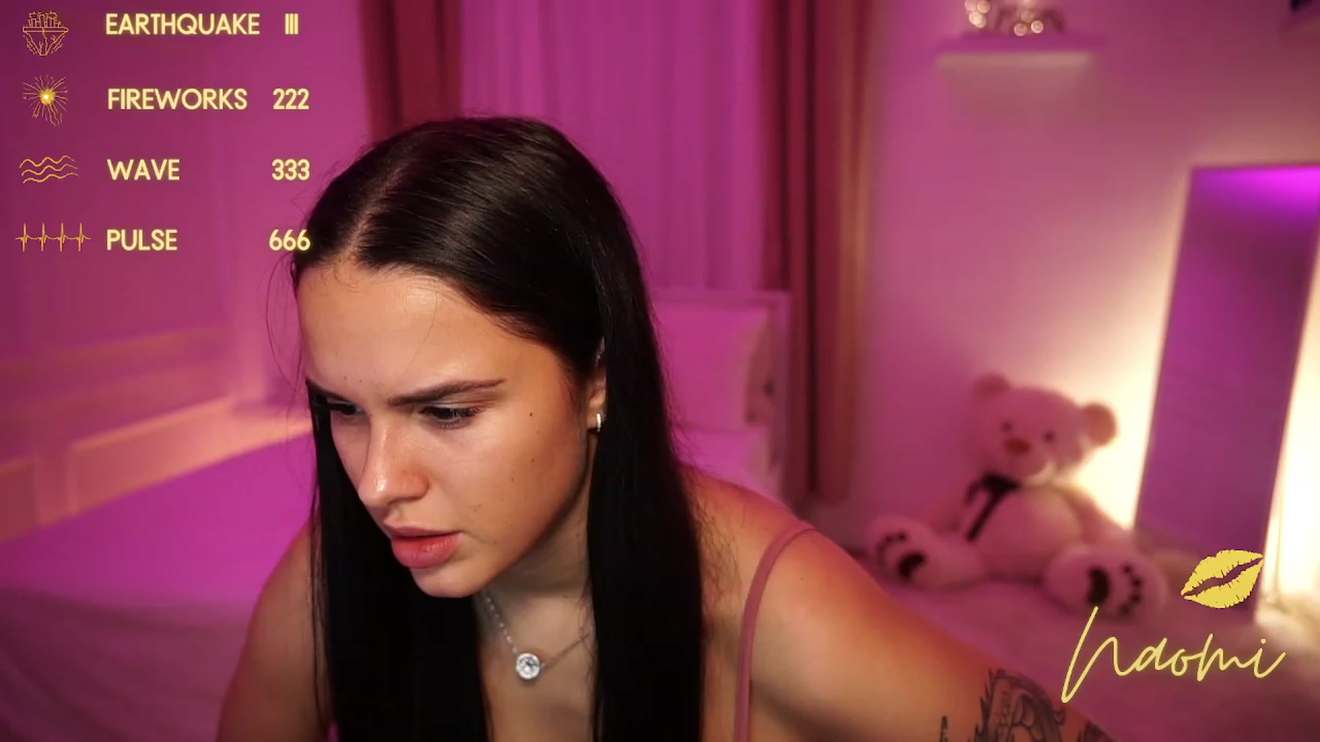 Gallery image thumbnail from cinnabellee's myfreecams stream on, 11/13/2023, 18:59 image 6 of 20