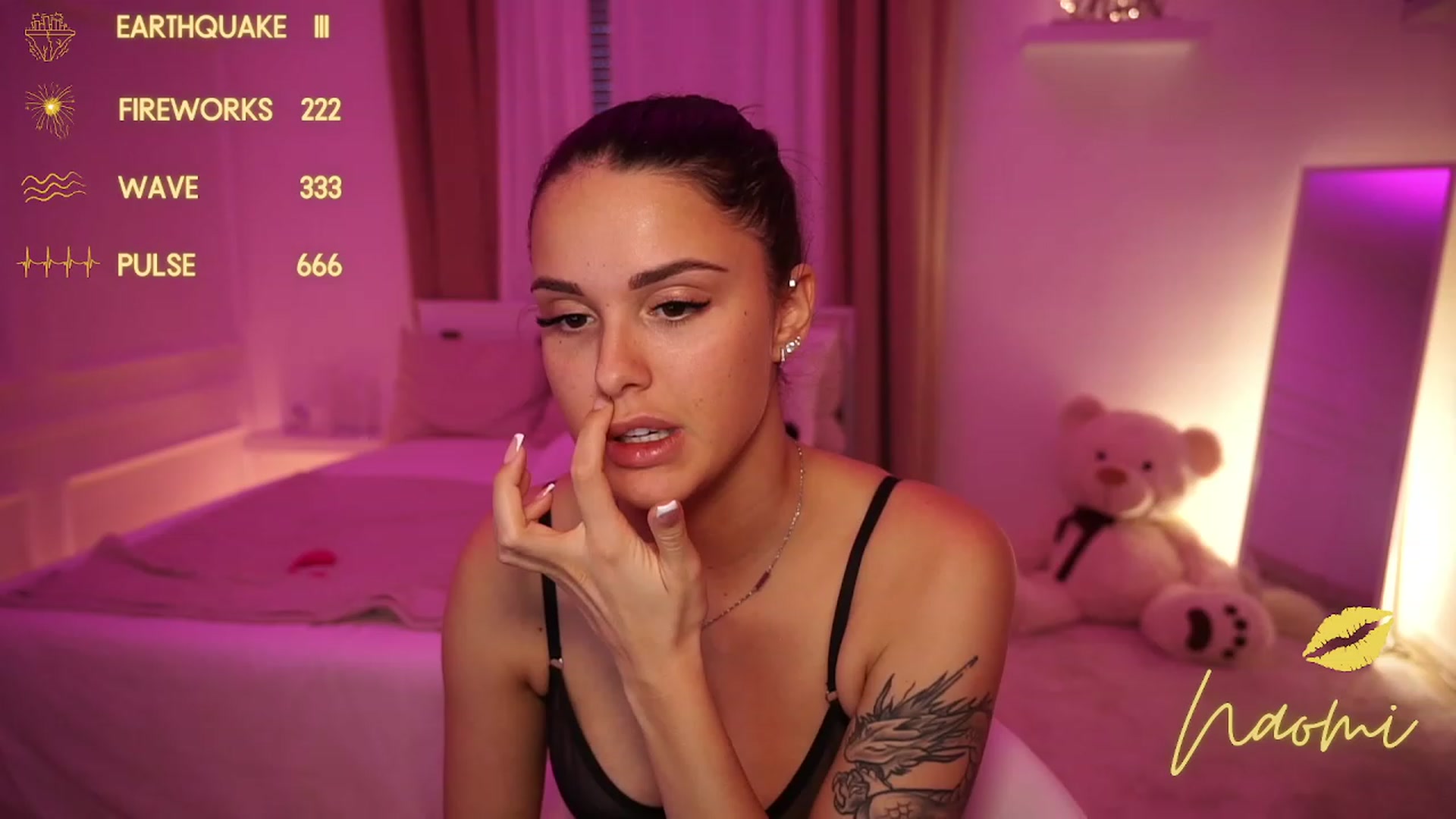 Gallery image thumbnail from cinnabellee's myfreecams stream on, 11/14/2023, 15:11 image 15 of 20