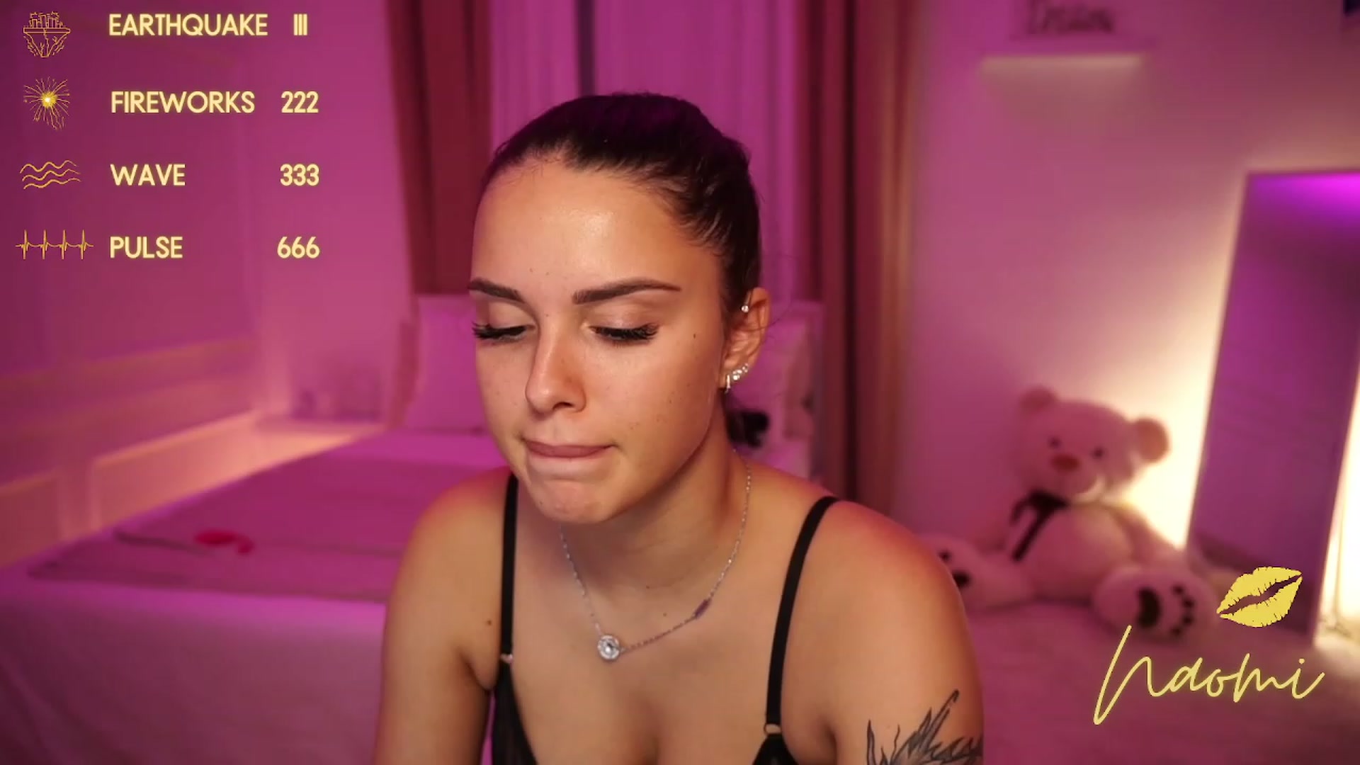 Gallery image thumbnail from cinnabellee's myfreecams stream on, 11/14/2023, 17:10 image 7 of 20
