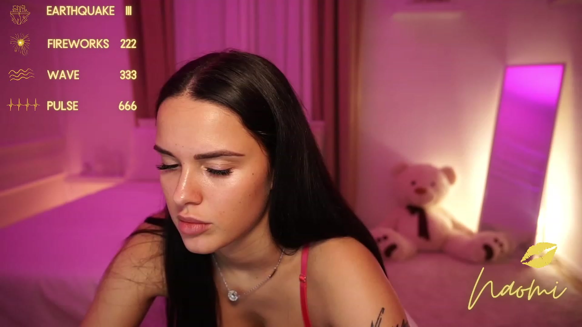 Gallery image thumbnail from cinnabellee's myfreecams stream on, 11/19/2023, 24:15 image 8 of 20