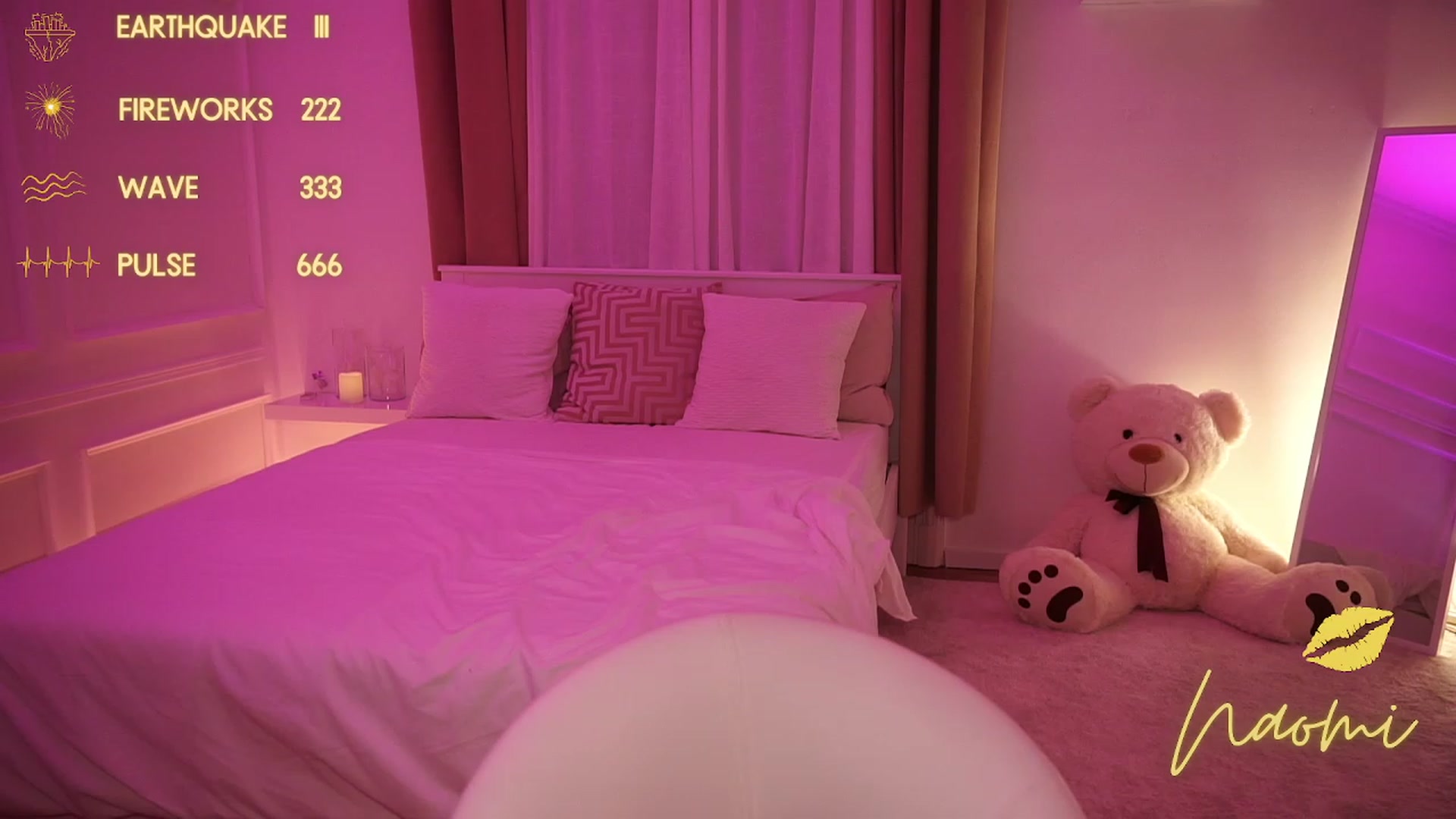 Gallery image thumbnail from cinnabellee's myfreecams stream on, 11/19/2023, 24:34 image 1 of 20