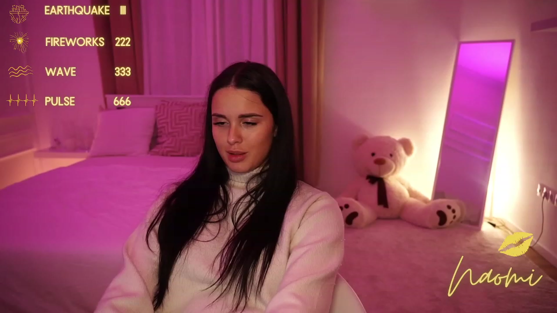 Gallery image thumbnail from cinnabellee's myfreecams stream on, 11/19/2023, 03:33 image 10 of 20