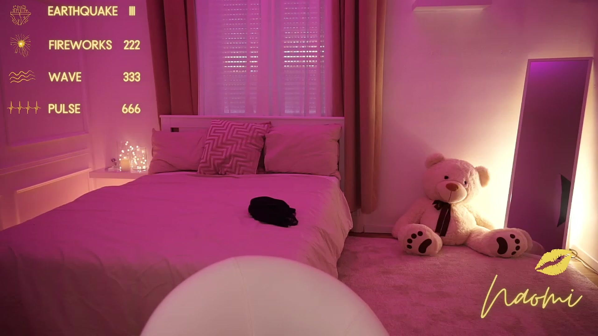 Gallery image thumbnail from cinnabellee's myfreecams stream on, 11/20/2023, 14:34 image 15 of 20