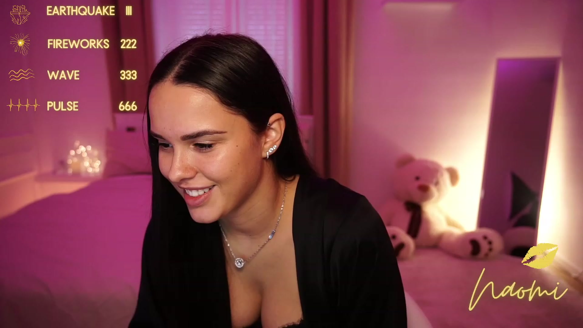 Gallery image thumbnail from cinnabellee's myfreecams stream on, 11/20/2023, 14:34 image 4 of 20