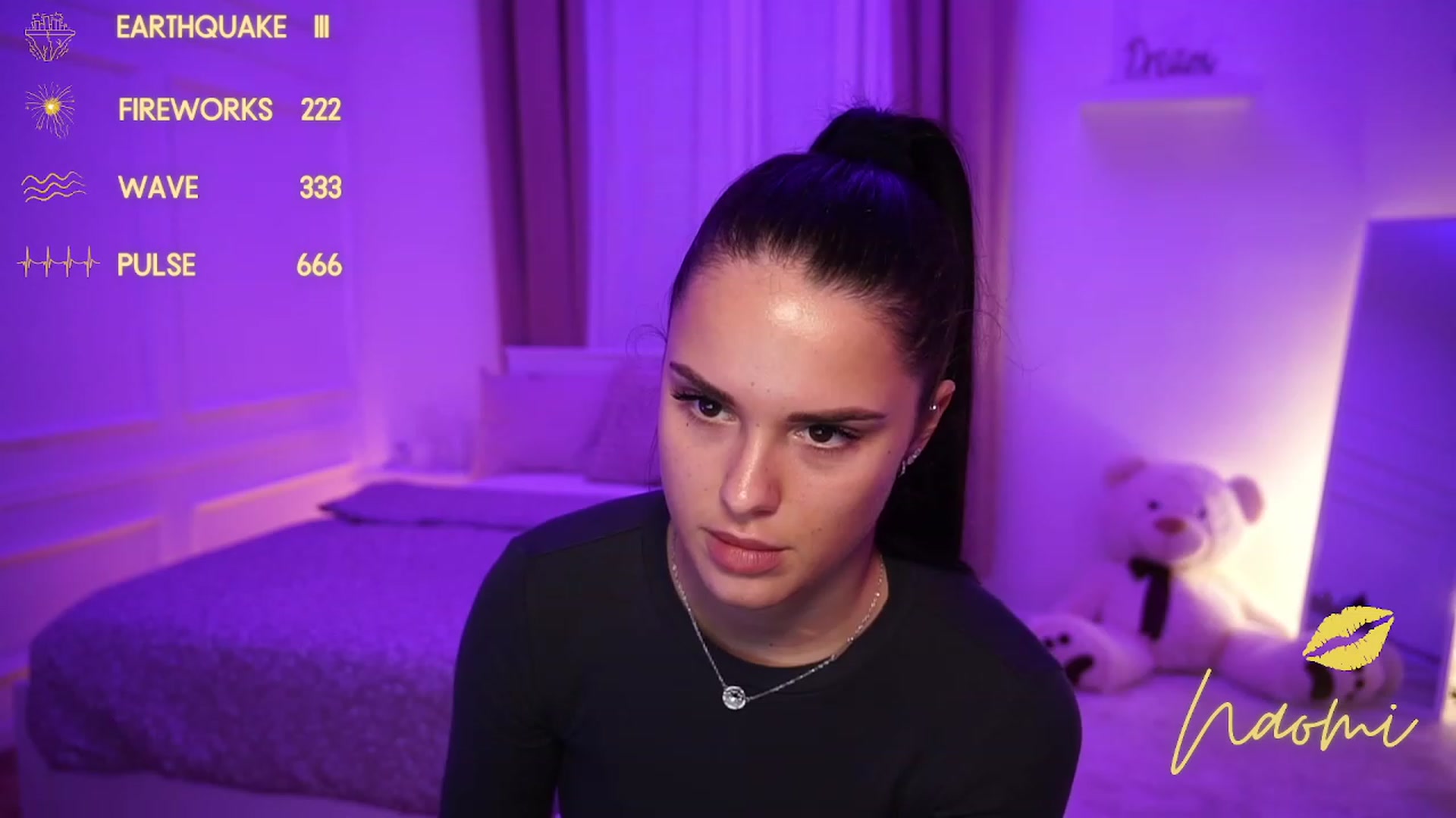 Gallery image thumbnail from cinnabellee's myfreecams stream on, 11/22/2023, 15:58 image 3 of 20