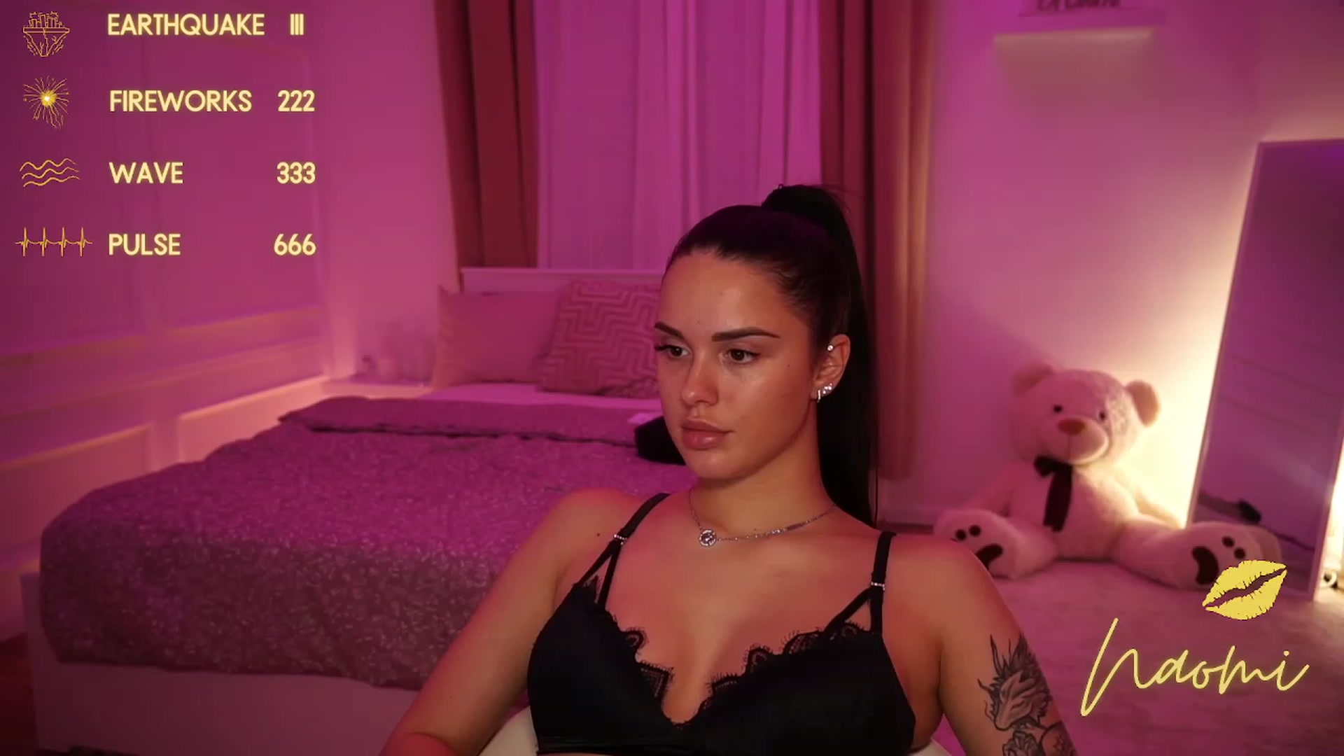 Gallery image thumbnail from cinnabellee's myfreecams stream on, 11/22/2023, 17:24 image 18 of 20
